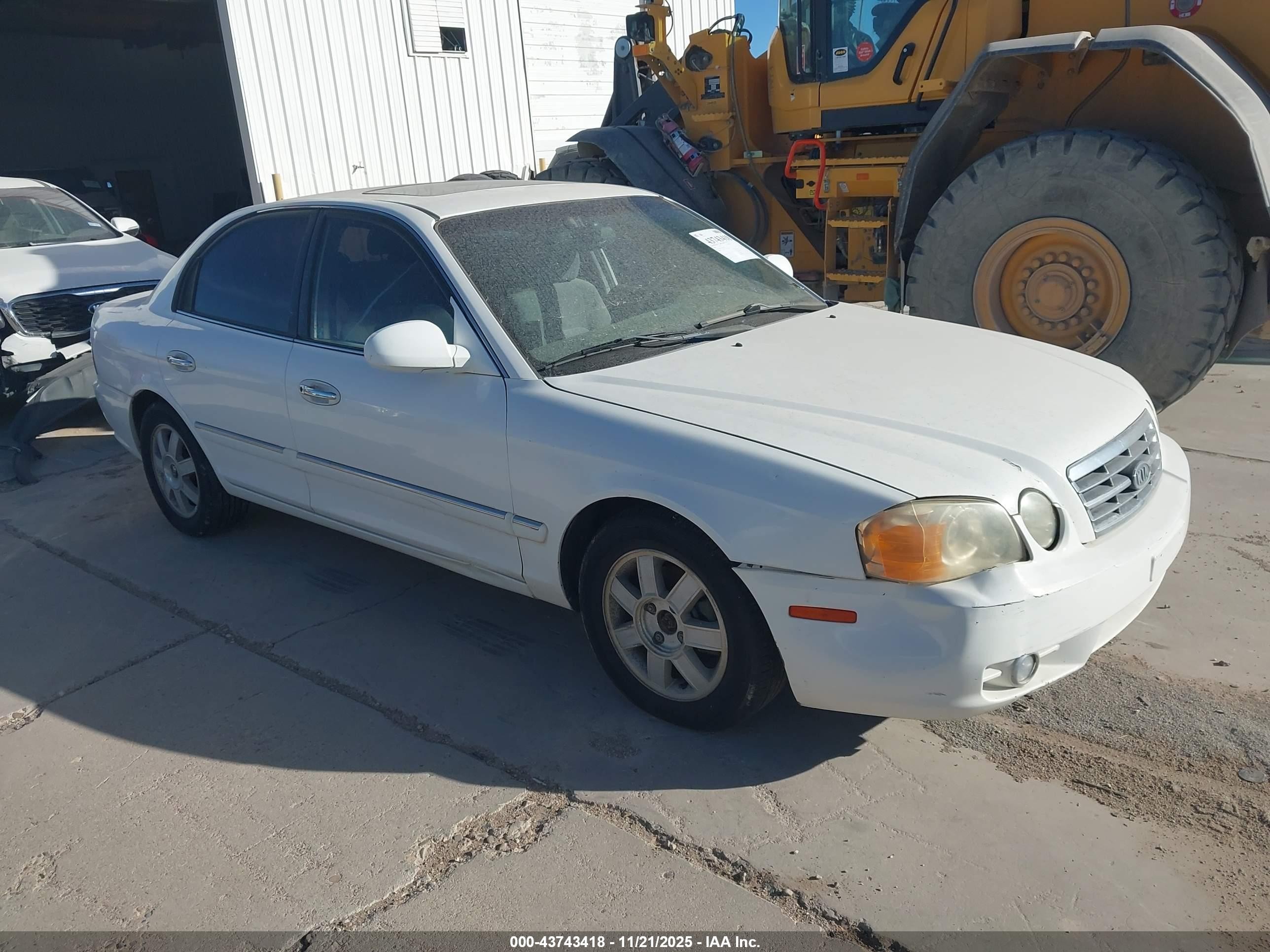 2004 Kia Optima Ex/lx White vin: KNAGD126945309398