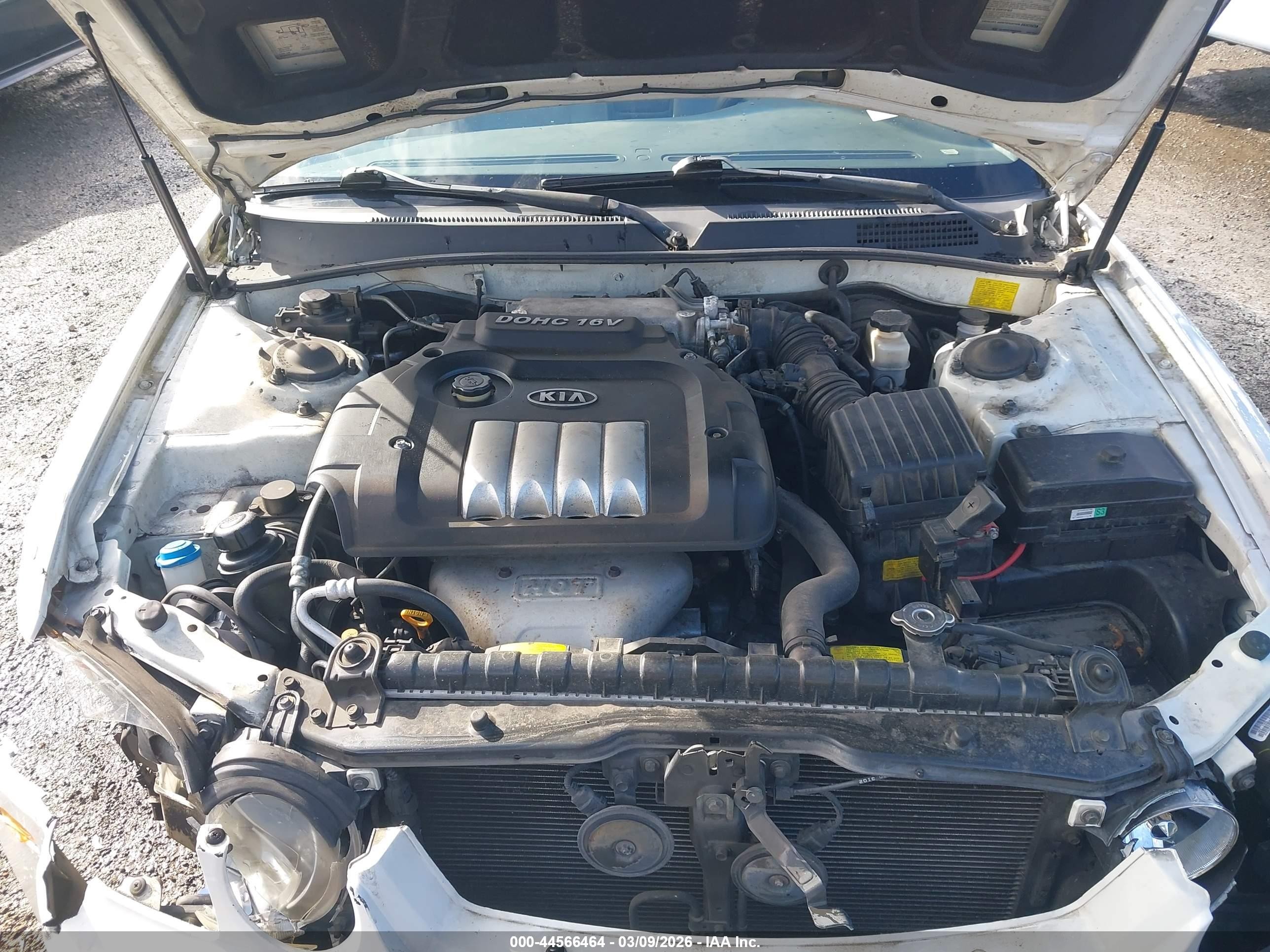 2004 Kia Optima Ex/lx Белый vin: KNAGD126X45281885