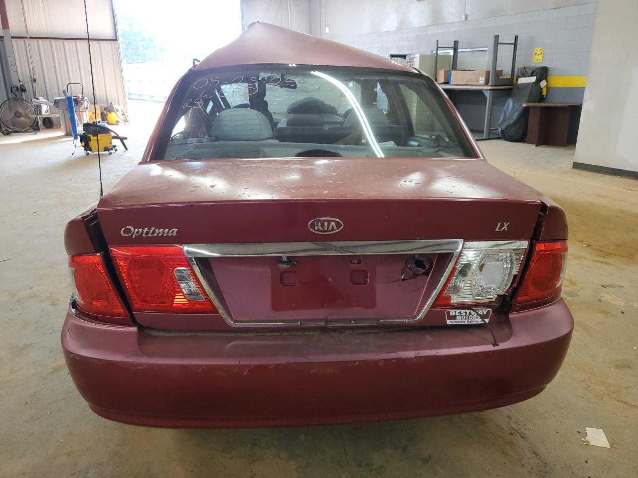 2004 Kia Optima Lx Burgundy vin: KNAGD126X45312701
