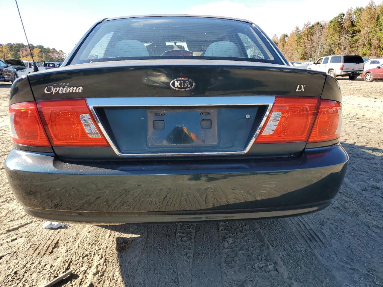 2005 Kia Optima Lx Green vin: KNAGD126X55383320