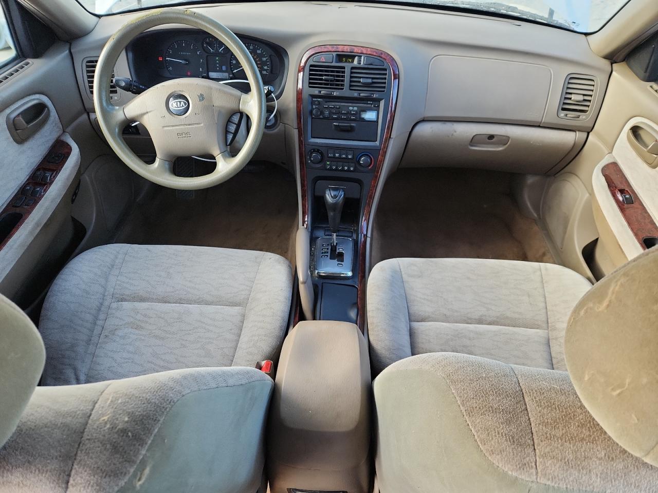 2005 Kia Optima Lx White vin: KNAGD128055404032