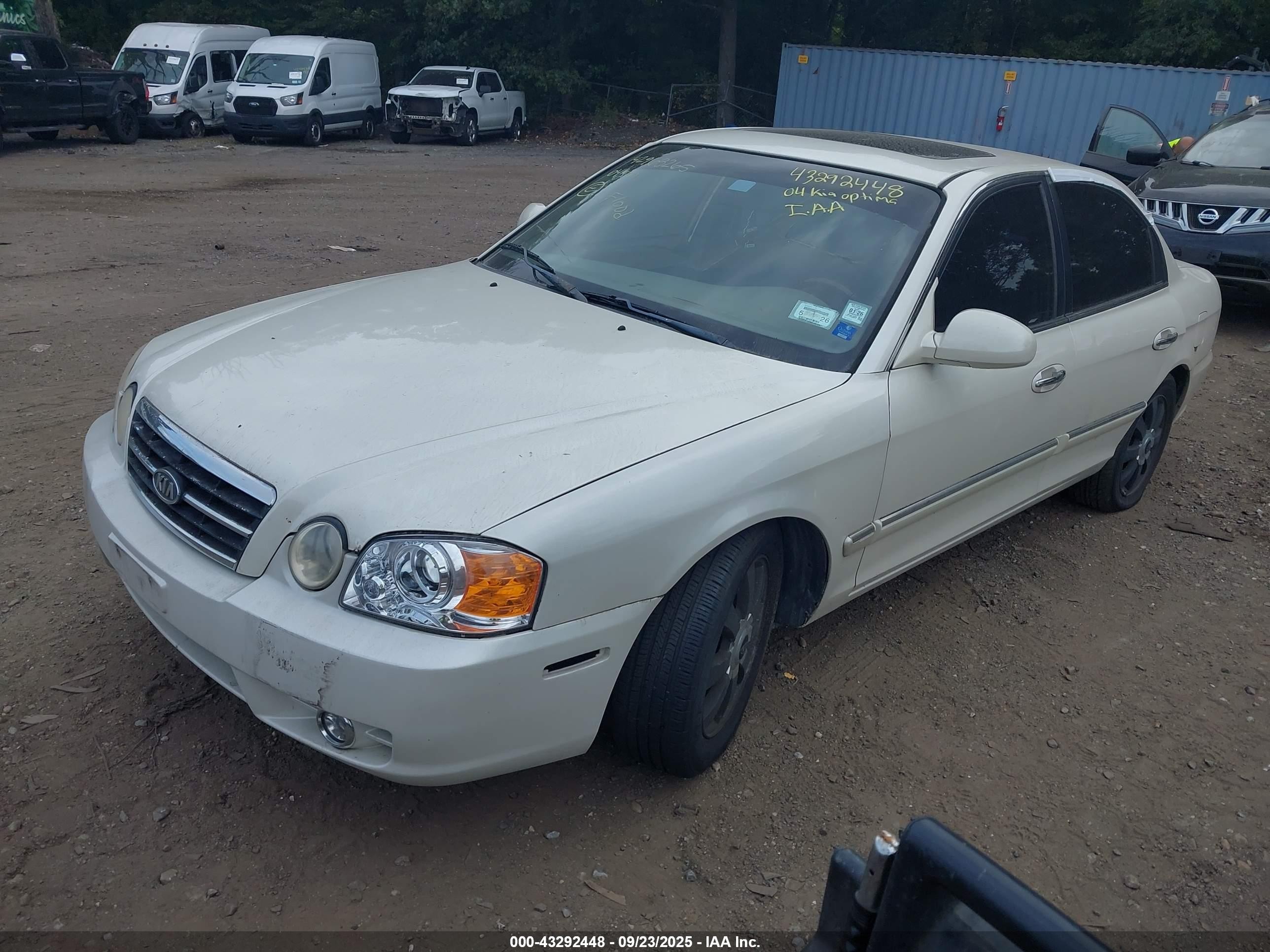 2004 Kia Optima Ex V6/lx V6 White vin: KNAGD128145297331