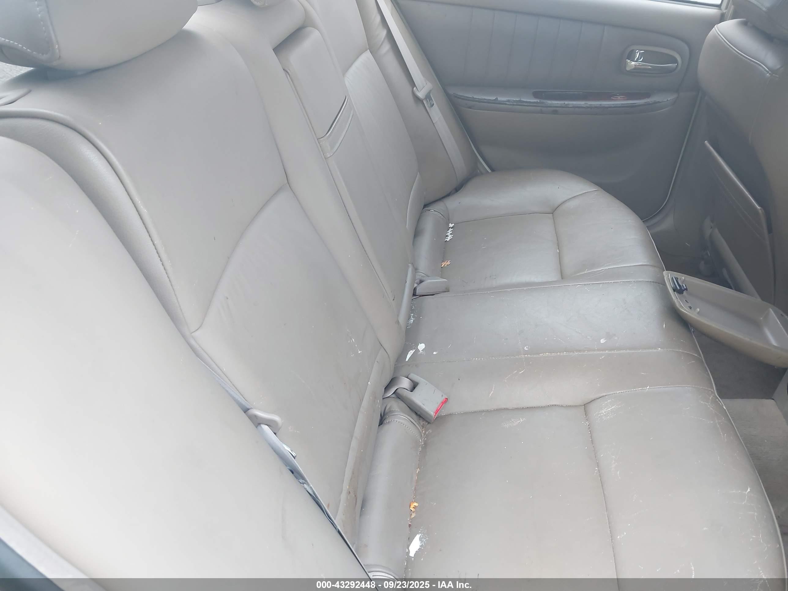 2004 Kia Optima Ex V6/lx V6 White vin: KNAGD128145297331