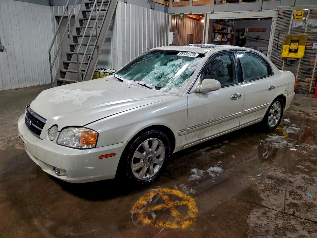 2004 Kia Optima Lx White vin: KNAGD128245312998
