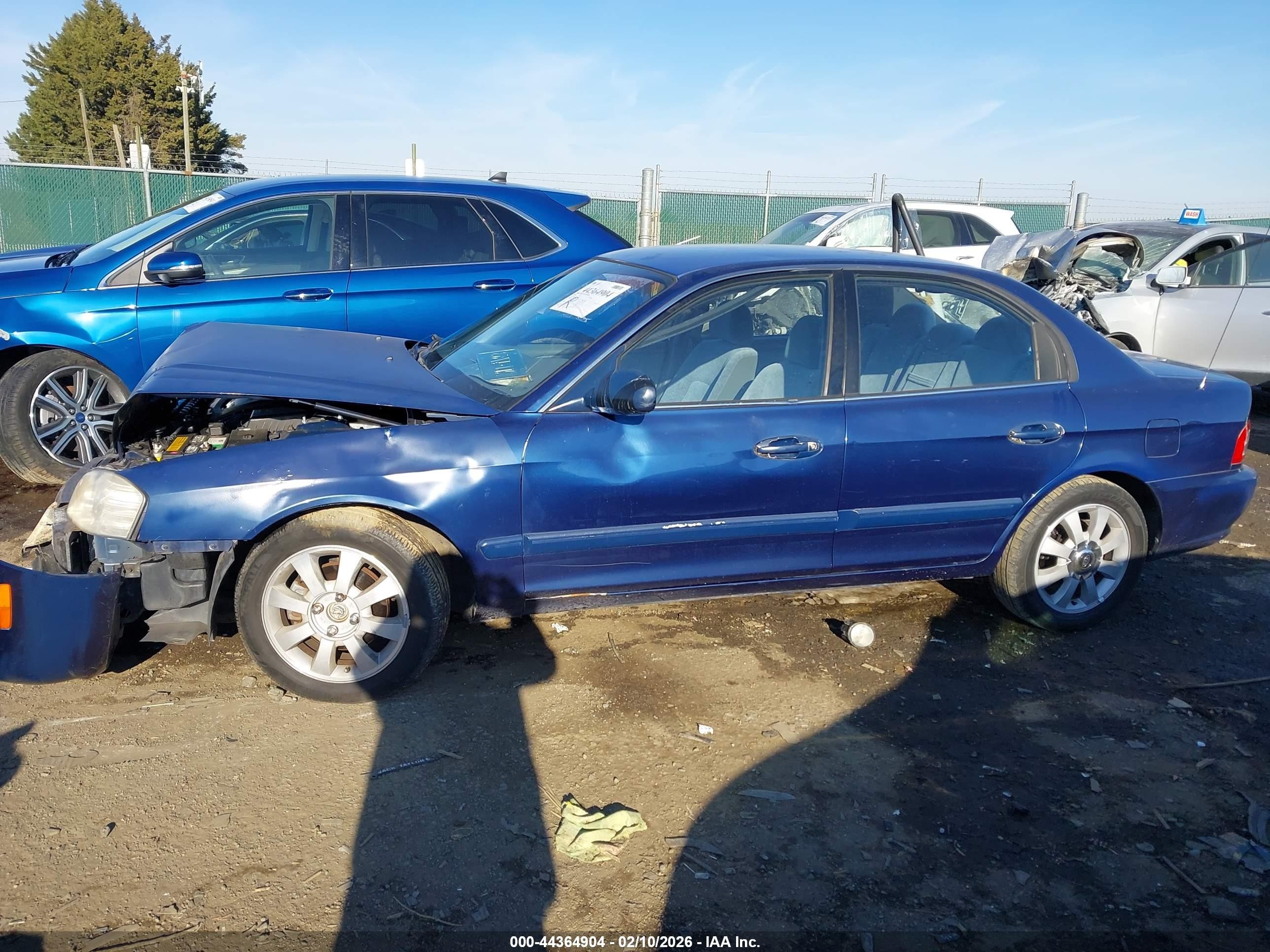 2005 Kia Optima Ex V6/lx V6 Синий vin: KNAGD128255390876