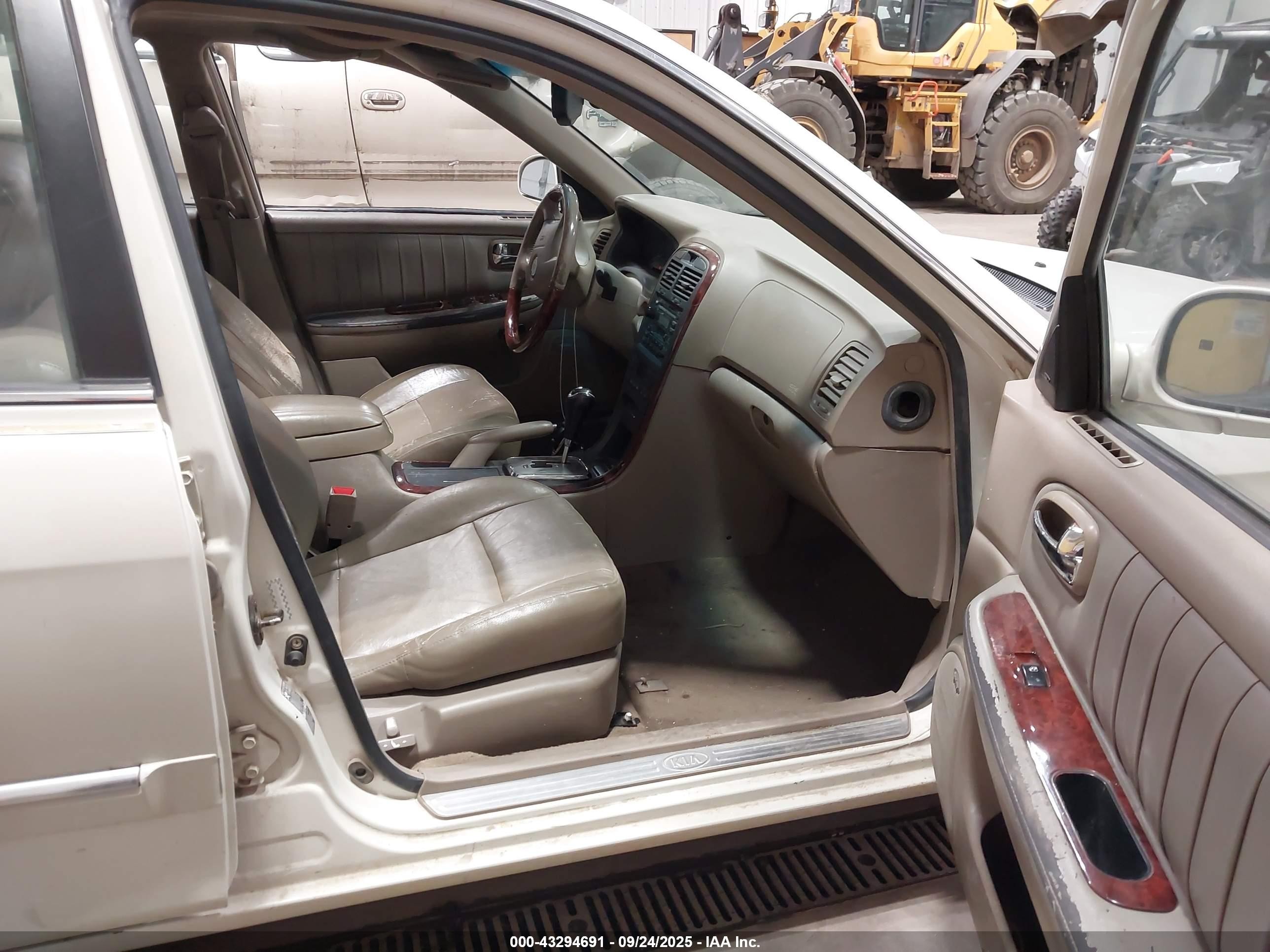 2004 Kia Optima Ex V6/lx V6 Кремовый vin: KNAGD128345303646