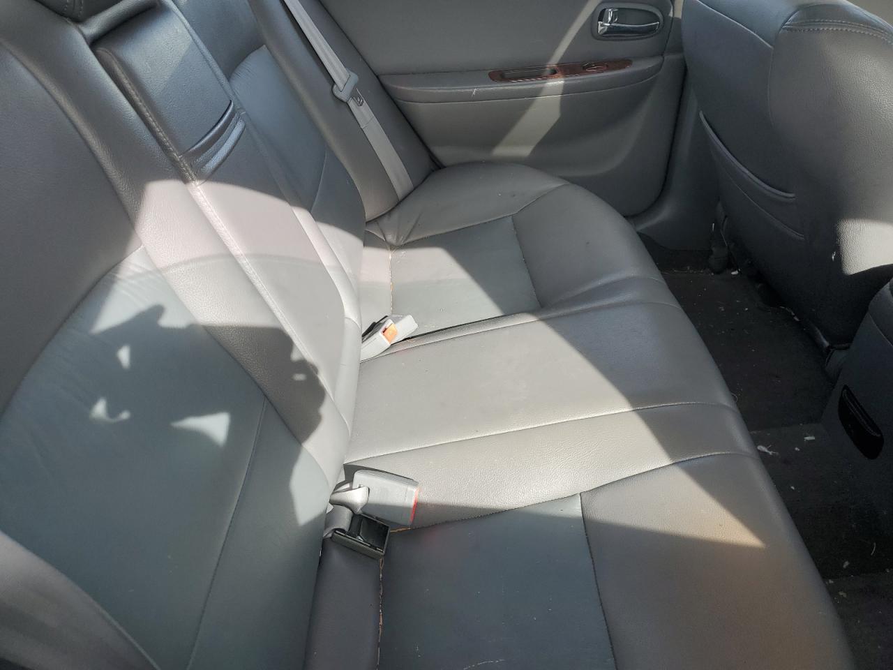 2005 Kia Optima Lx Blue vin: KNAGD128355432973