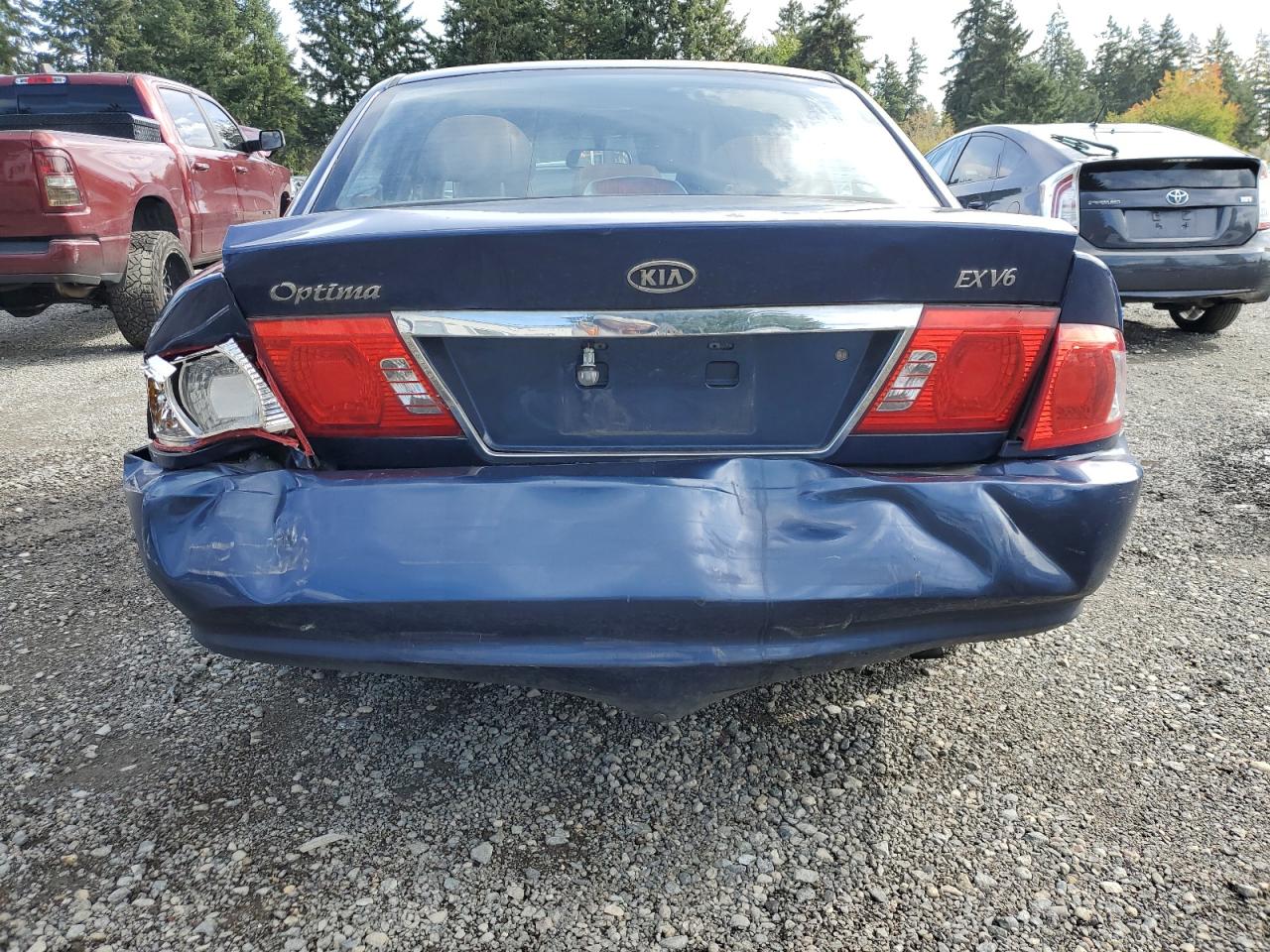 2005 Kia Optima Lx Blue vin: KNAGD128355432973