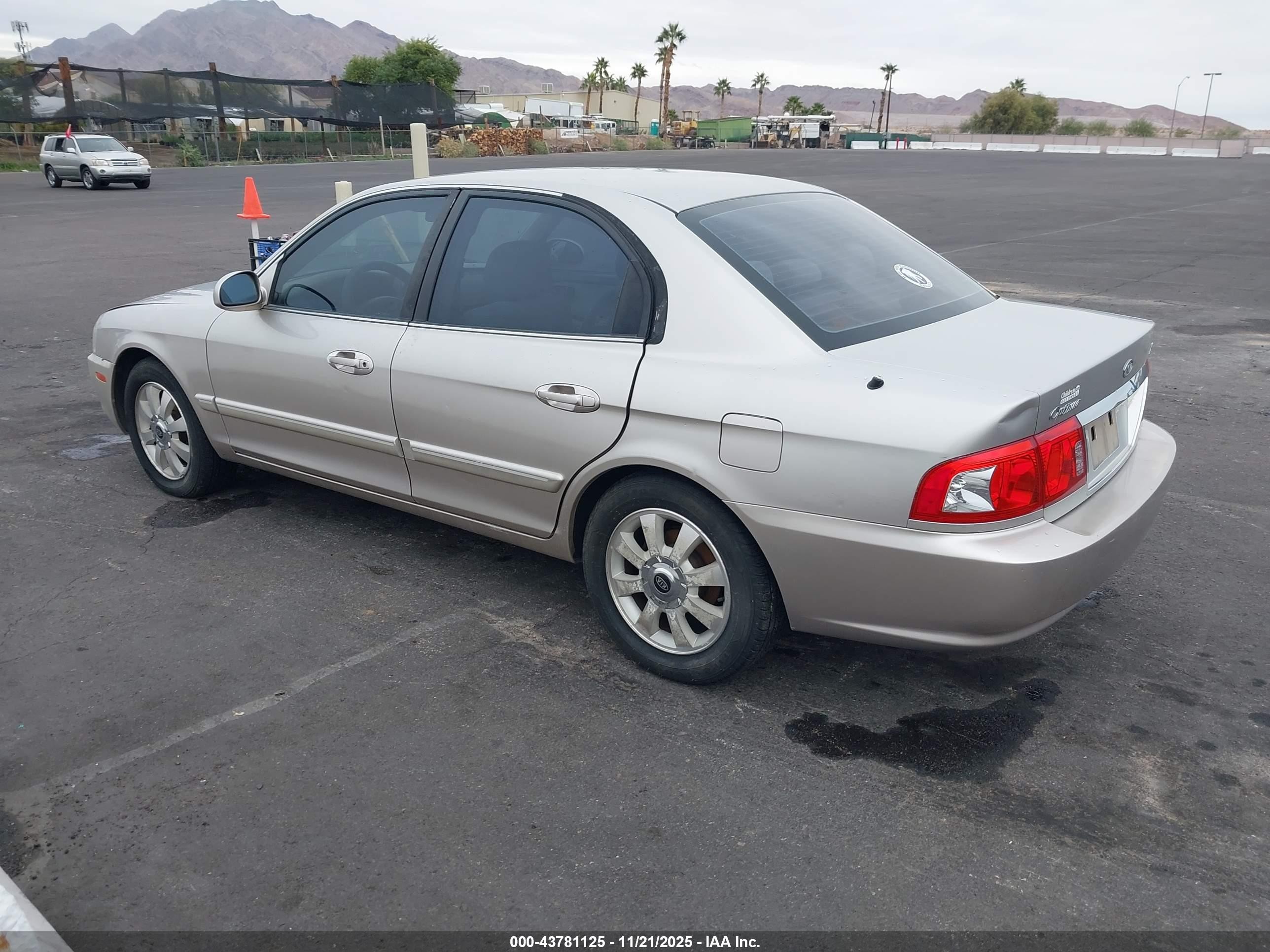 2005 Kia Optima Ex V6/lx V6 Gold vin: KNAGD128555419982