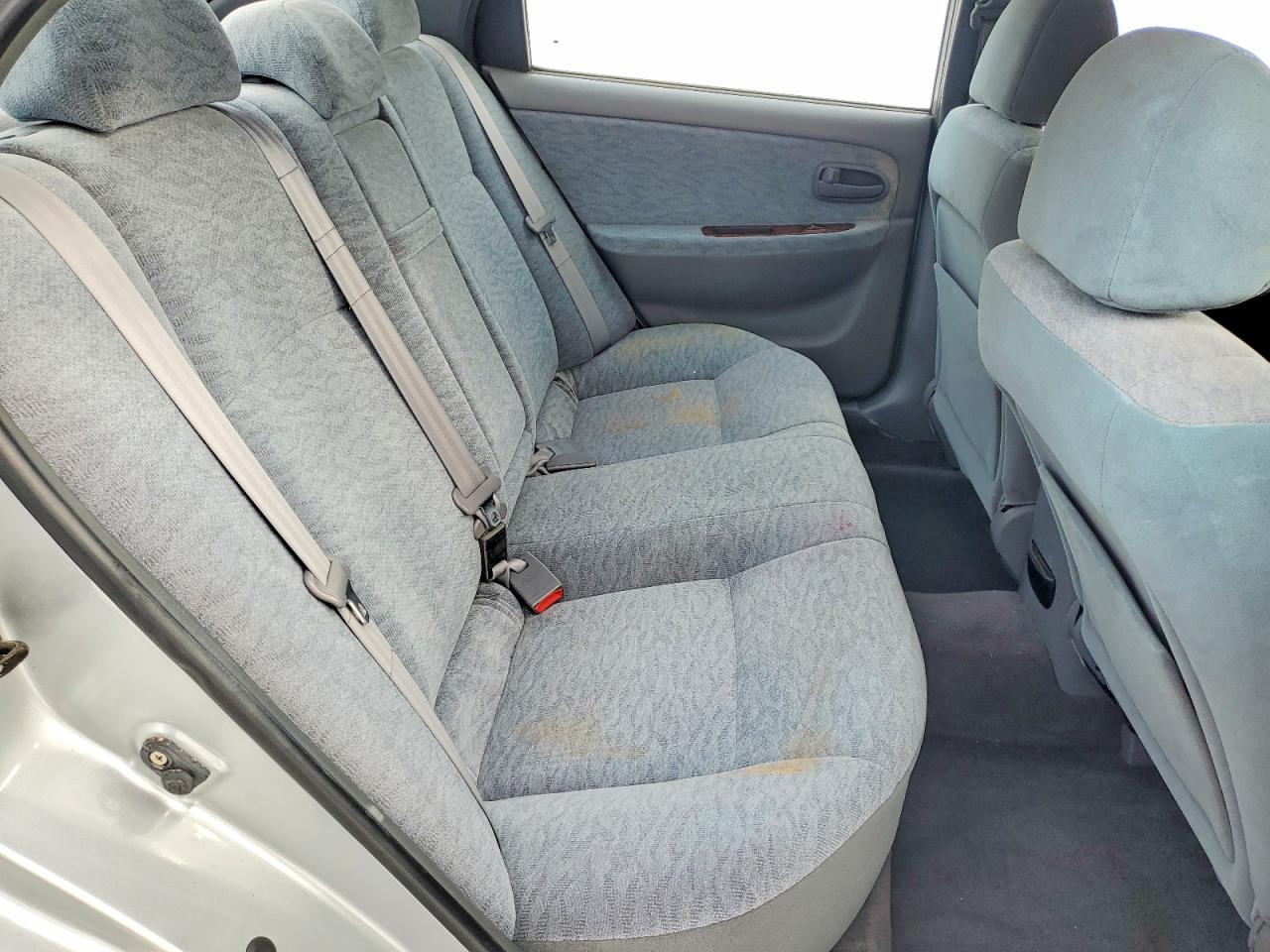 2005 Kia Optima Lx Silver vin: KNAGD128555428679