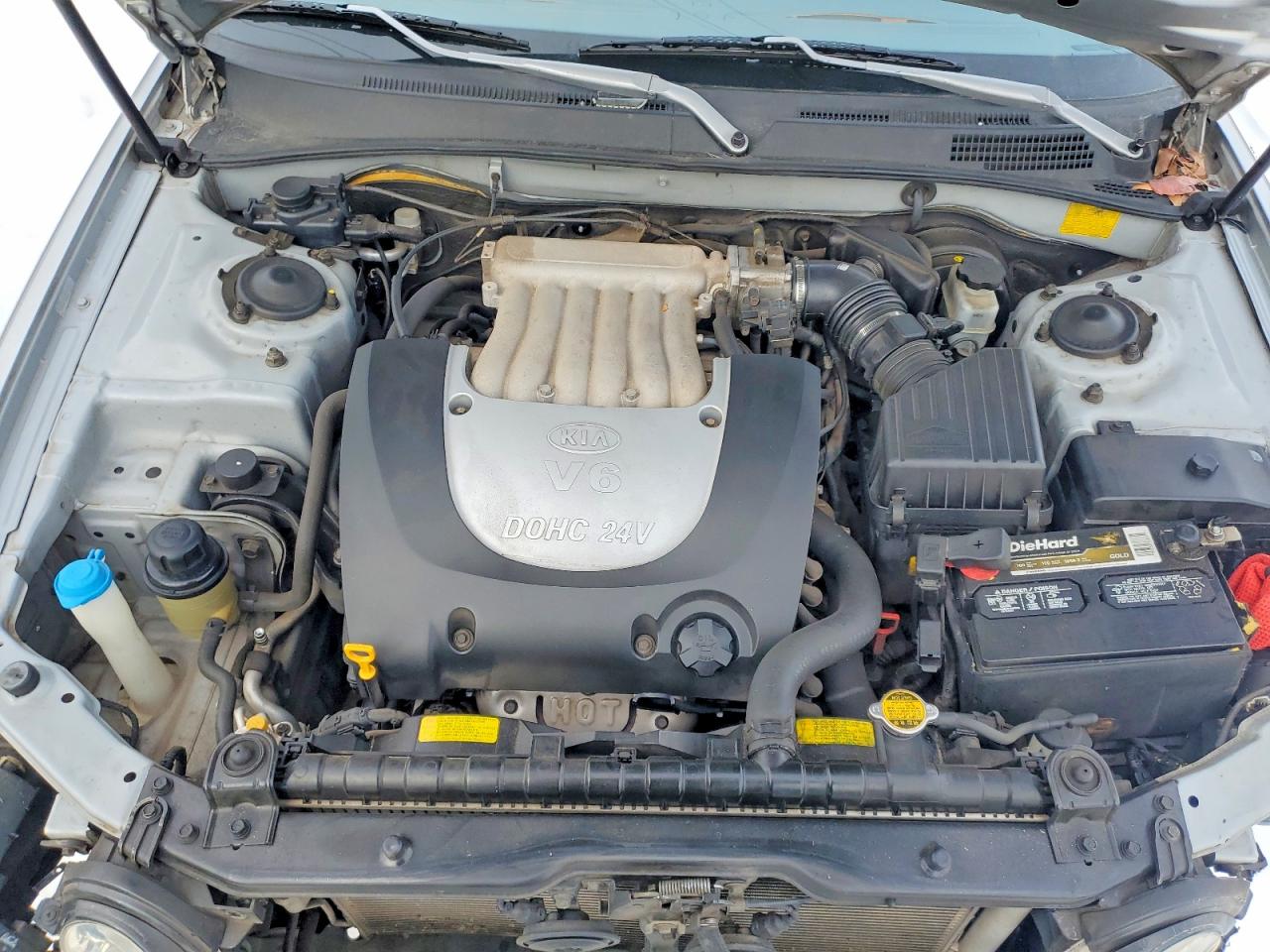 2005 Kia Optima Lx Silver vin: KNAGD128555428679