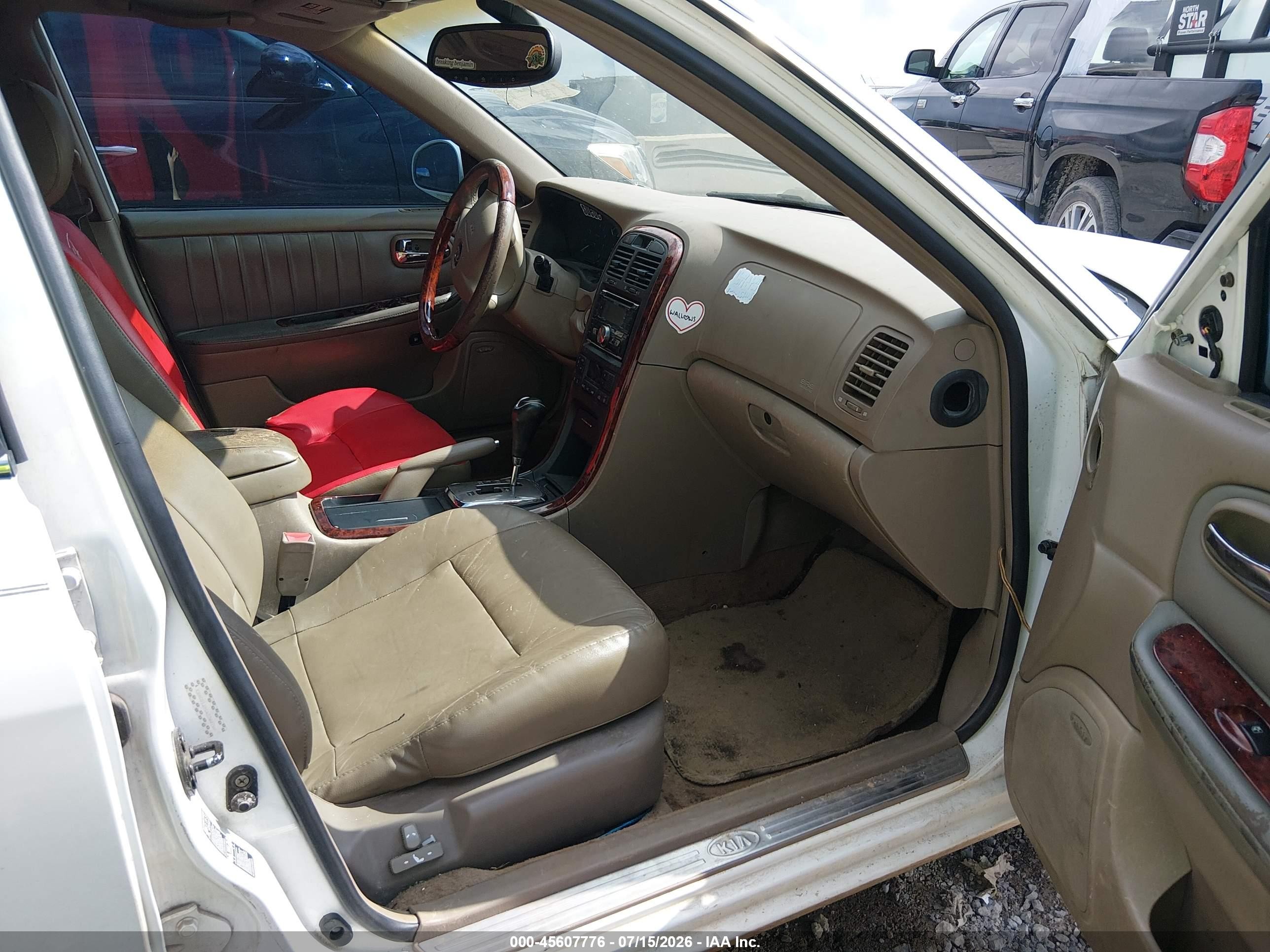 2004 Kia Optima Ex V6/lx V6 White vin: KNAGD128645304760