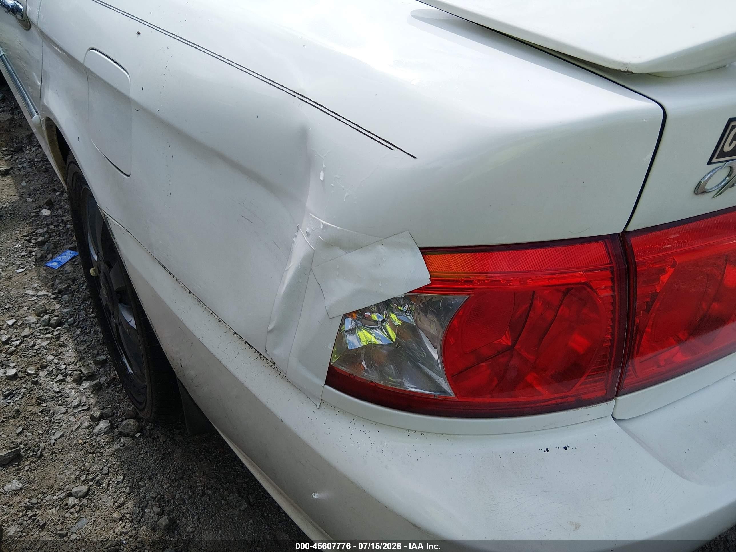 2004 Kia Optima Ex V6/lx V6 White vin: KNAGD128645304760