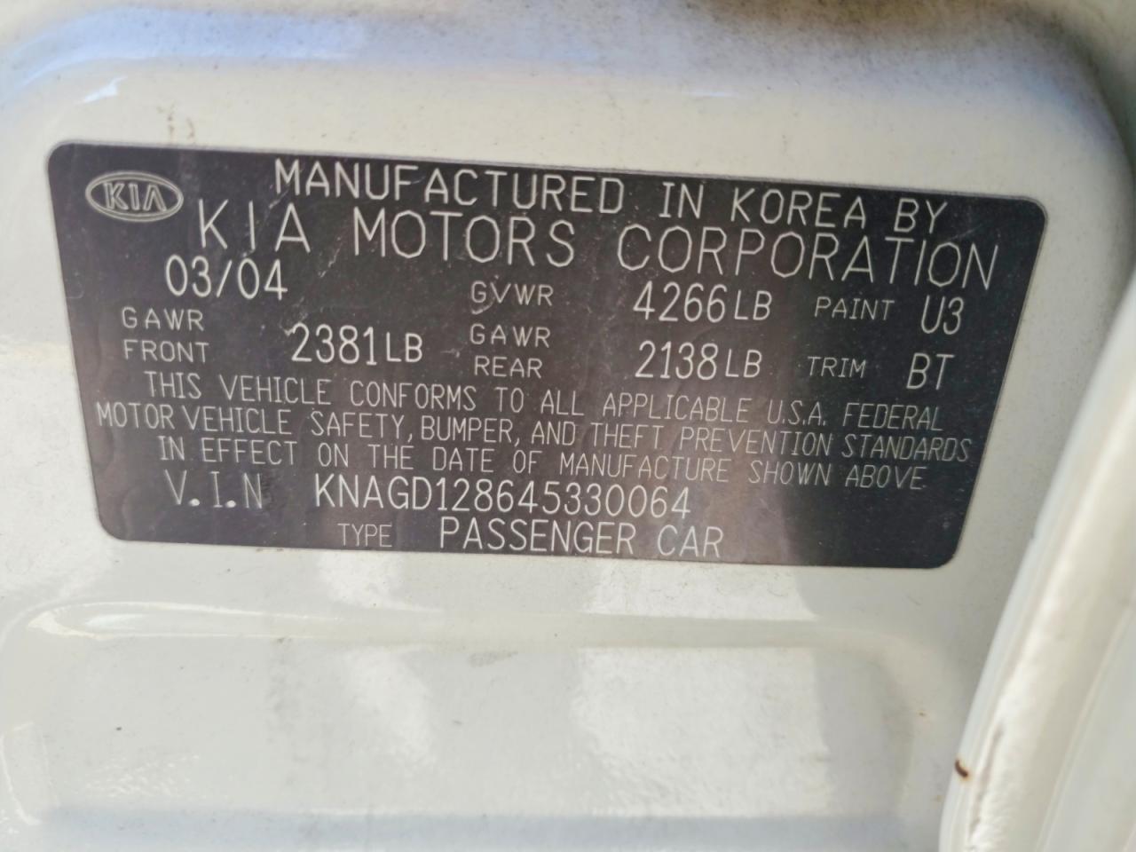 2004 Kia Optima Lx/ex White vin: KNAGD128645330064