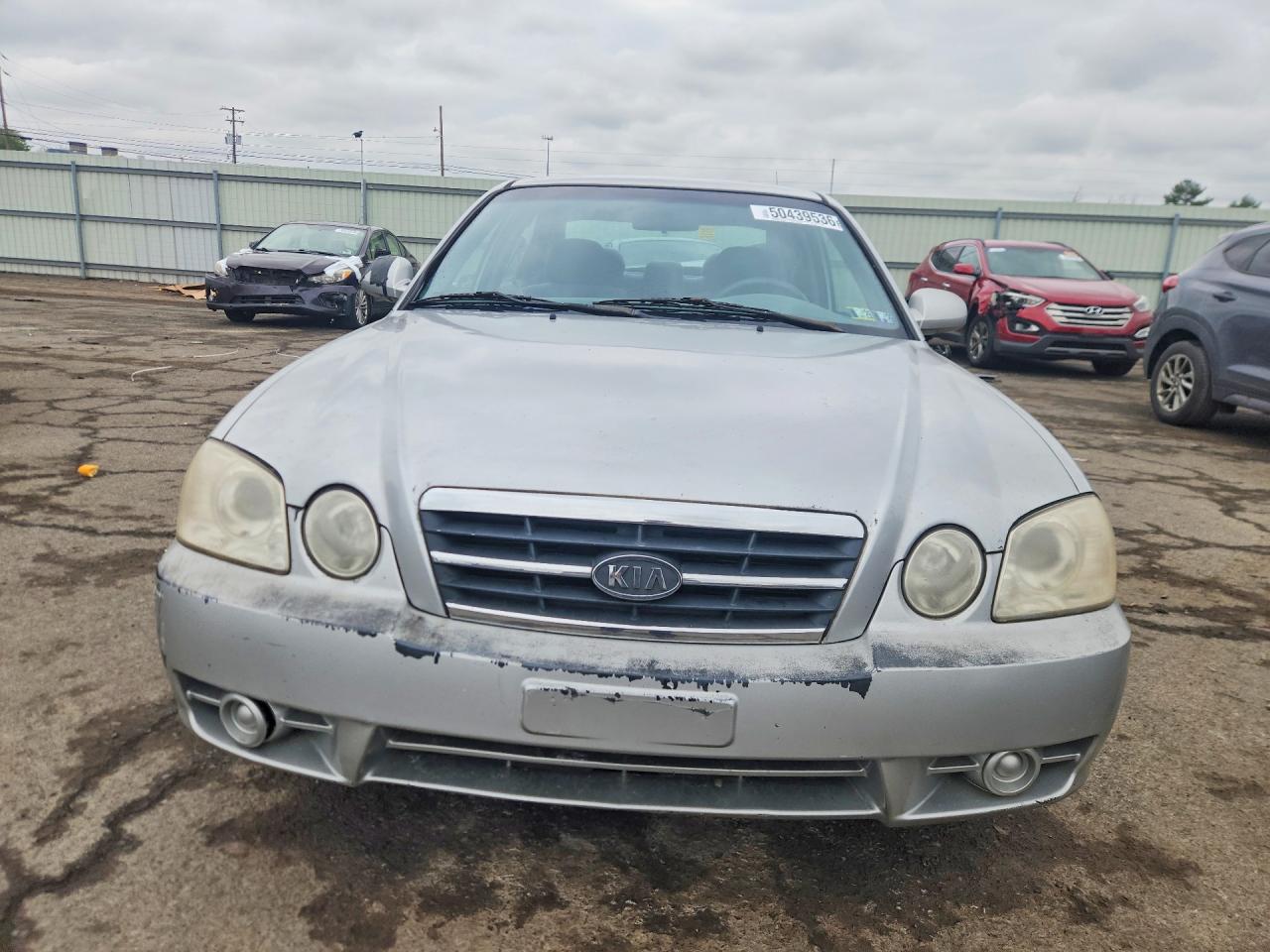 2005 Kia Optima Lx V6 Серебряный vin: KNAGD128655424365