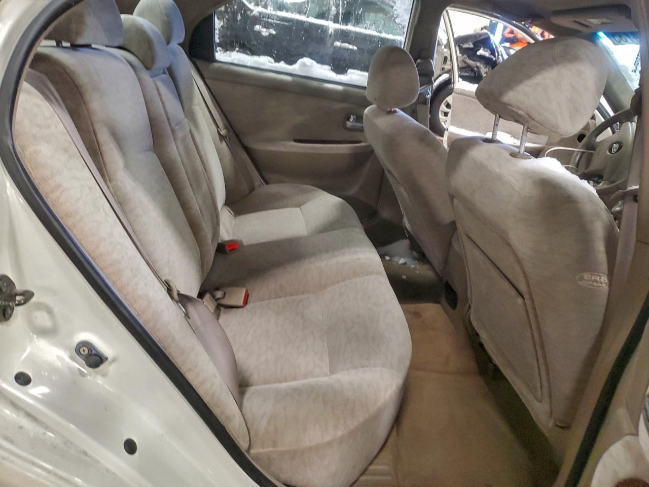 2006 Kia Optima Lx White vin: KNAGD128765442407
