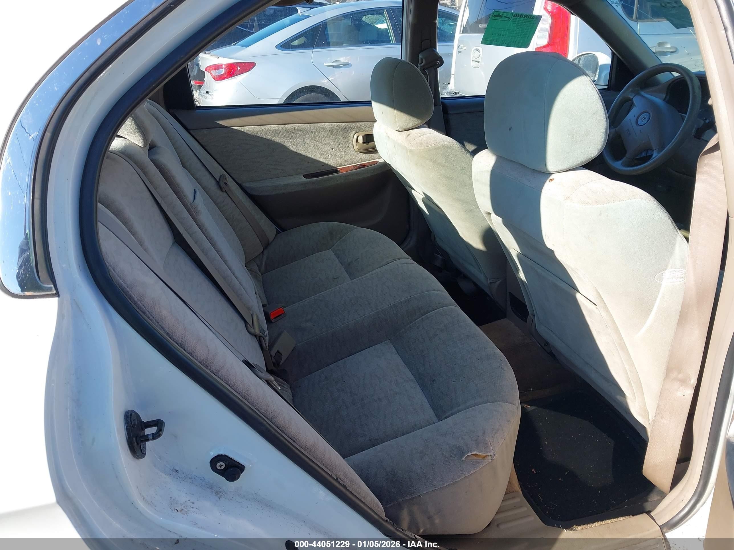 2006 Kia Optima Ex V6/lx V6 White vin: KNAGD128765451091