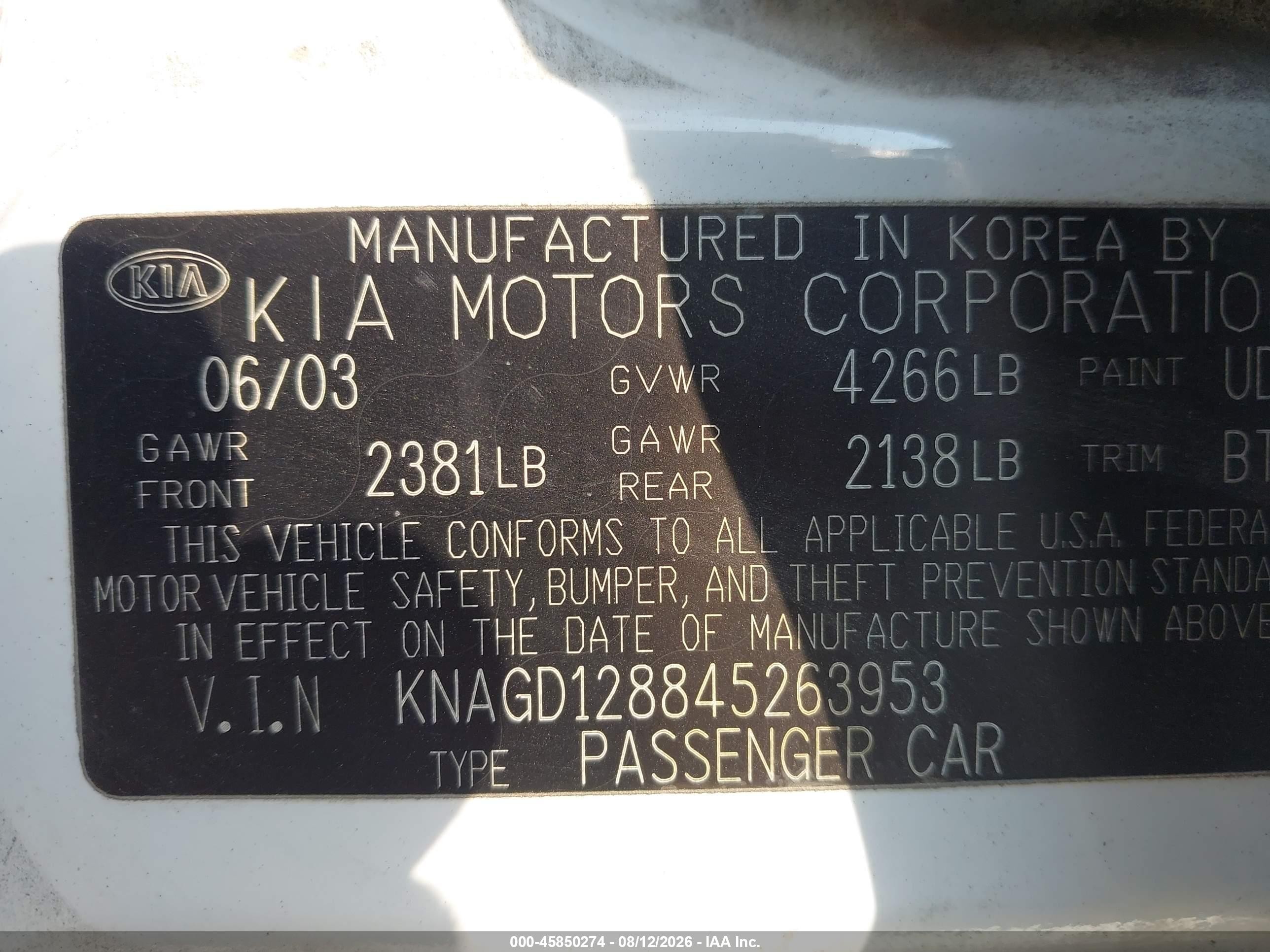2004 Kia Optima Ex V6/lx V6 White vin: KNAGD128845263953