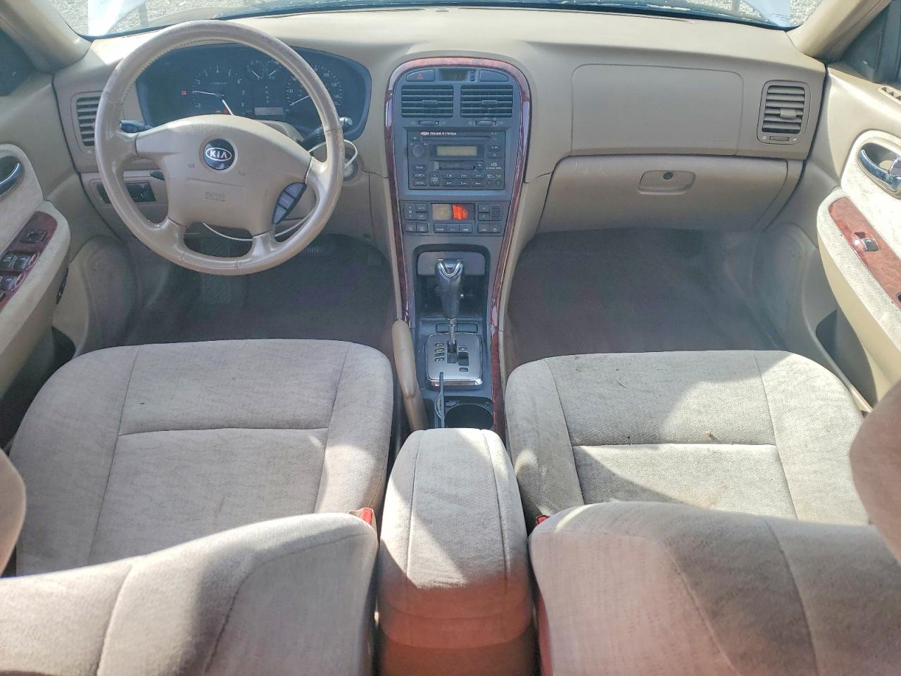 2004 Kia Optima Lx Silver vin: KNAGD128845317865