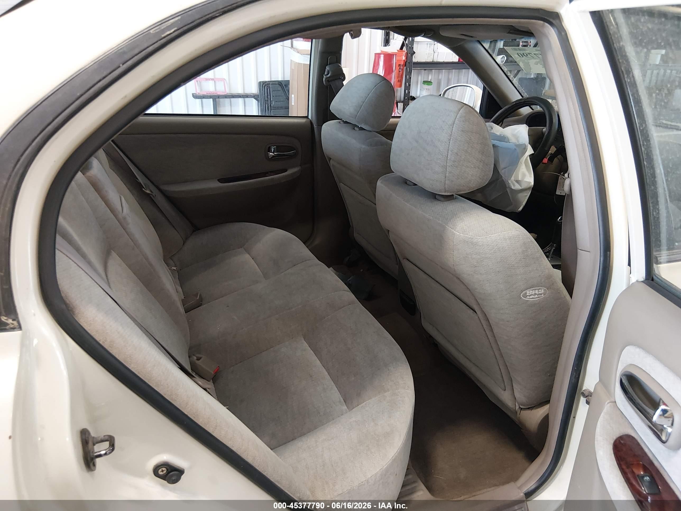 2004 Kia Optima Ex V6/lx V6 White vin: KNAGD128845330440