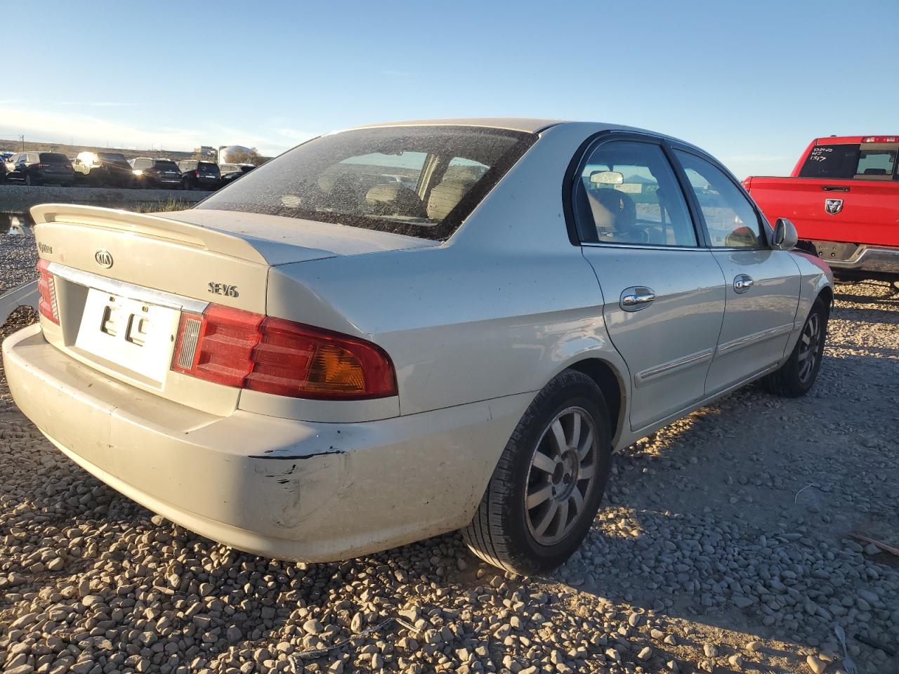 2002 Kia Optima Magentis Кремовый vin: KNAGD128925173238