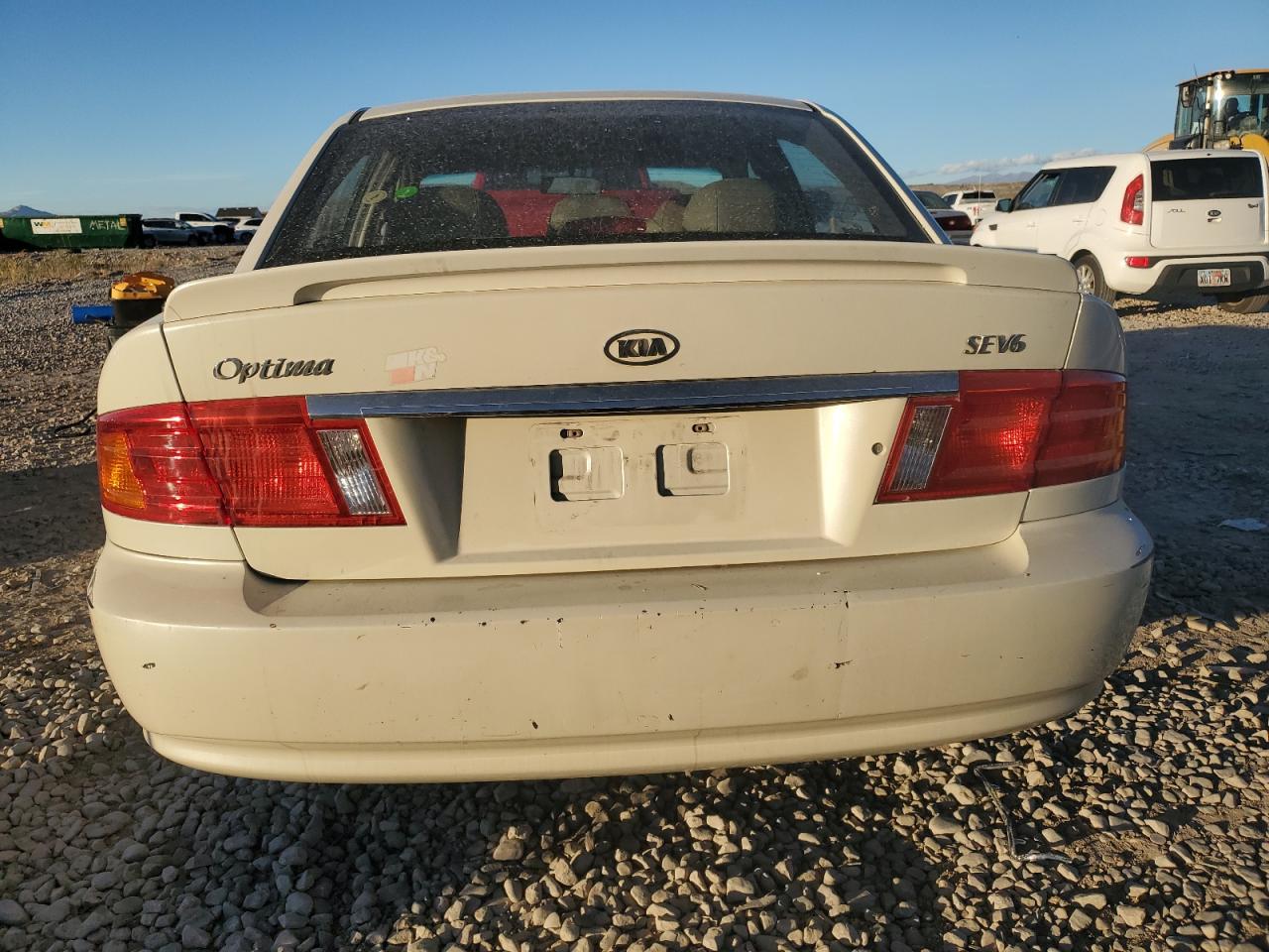 2002 Kia Optima Magentis Кремовый vin: KNAGD128925173238