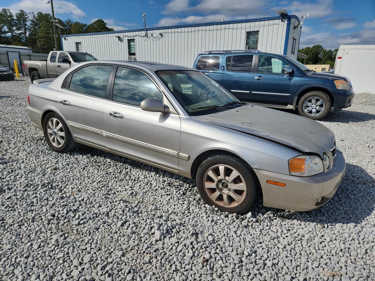 2004 Kia Optima Lx Beige vin: KNAGD128945318409