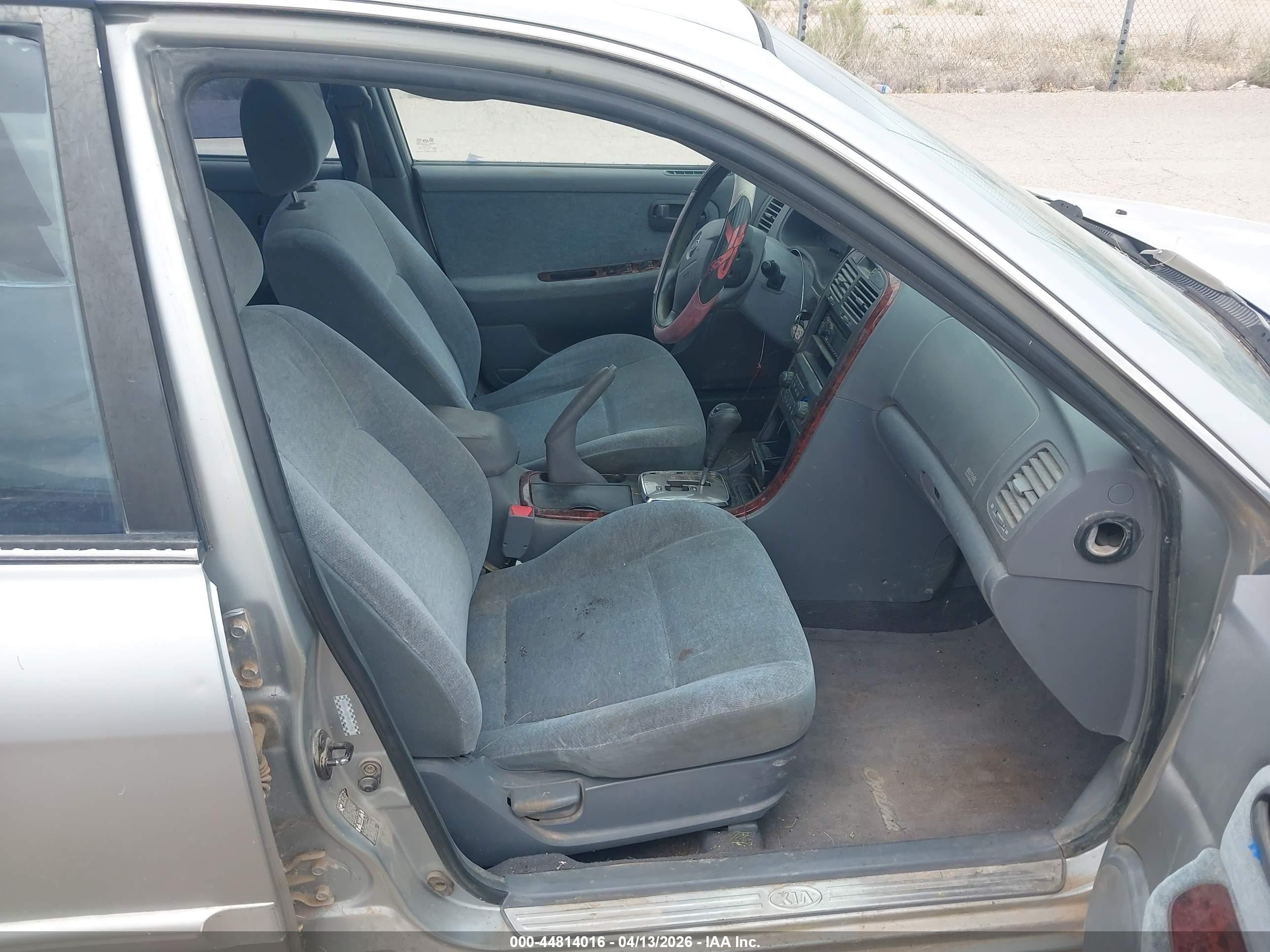 2004 Kia Optima Ex V6/lx V6 Silver vin: KNAGD128945357730