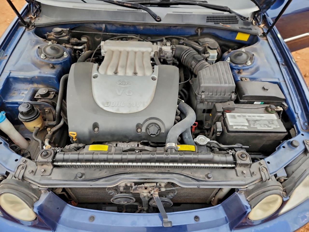 2004 Kia Optima Lx Blue vin: KNAGD128945371403