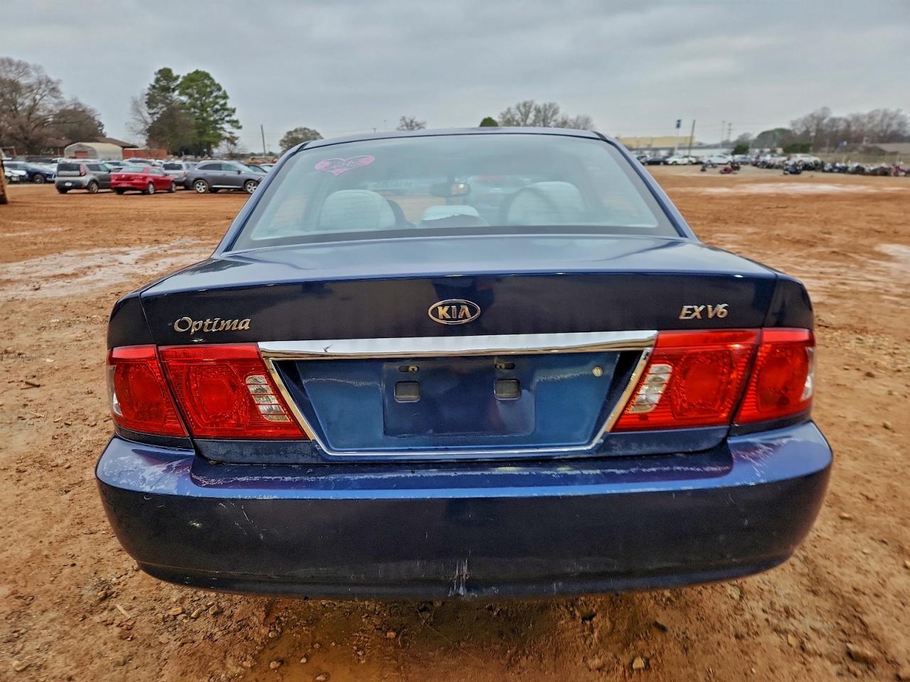 2004 Kia Optima Lx Blue vin: KNAGD128945371403