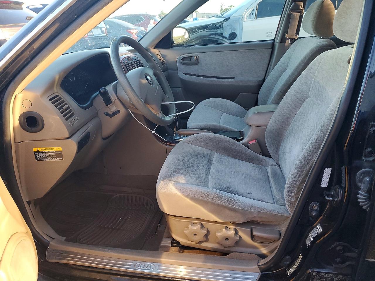 2005 Kia Optima Lx V6 Черный vin: KNAGD128955393130