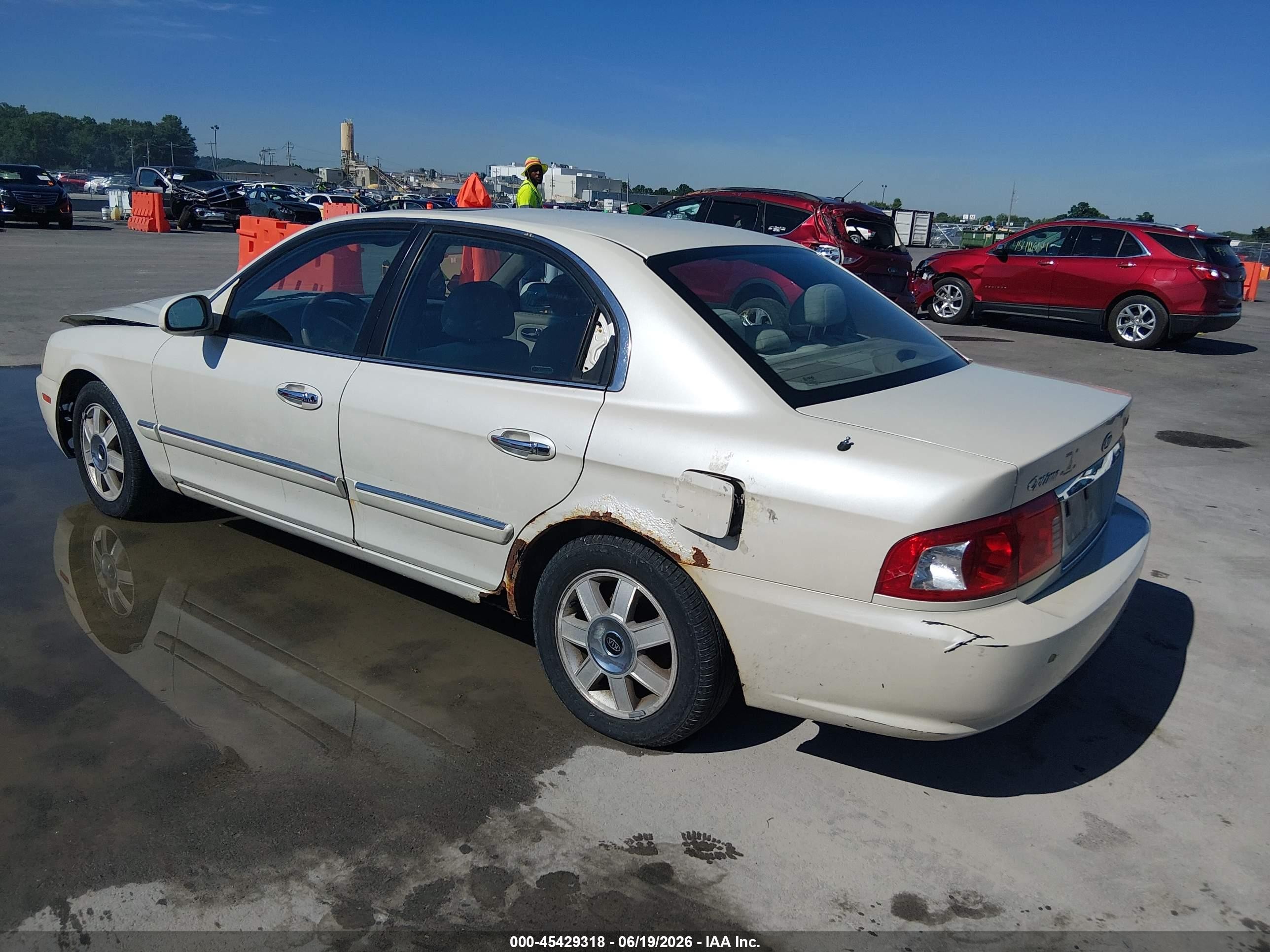 2003 Kia Optima Lx V6/se V6 White vin: KNAGD128X35227079