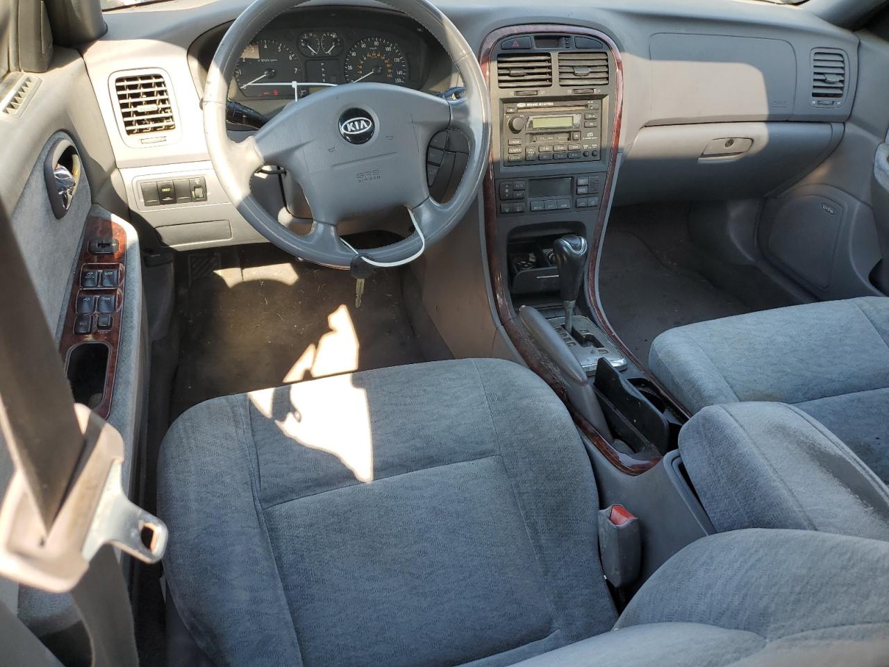 2004 Kia Optima Lx Blue vin: KNAGD128X45371409