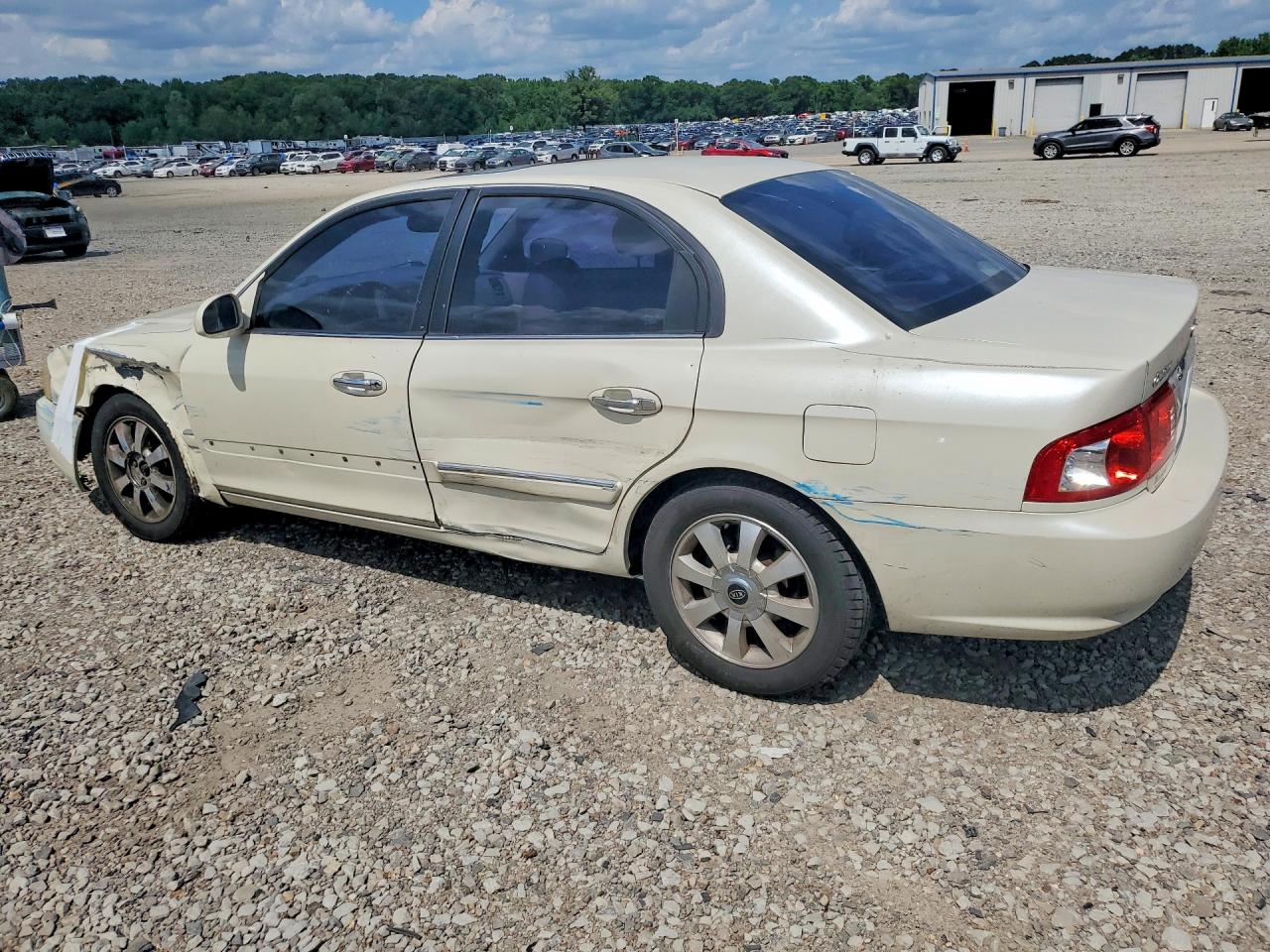 2006 Kia Optima Lx V6 Белый vin: KNAGD128X65444054