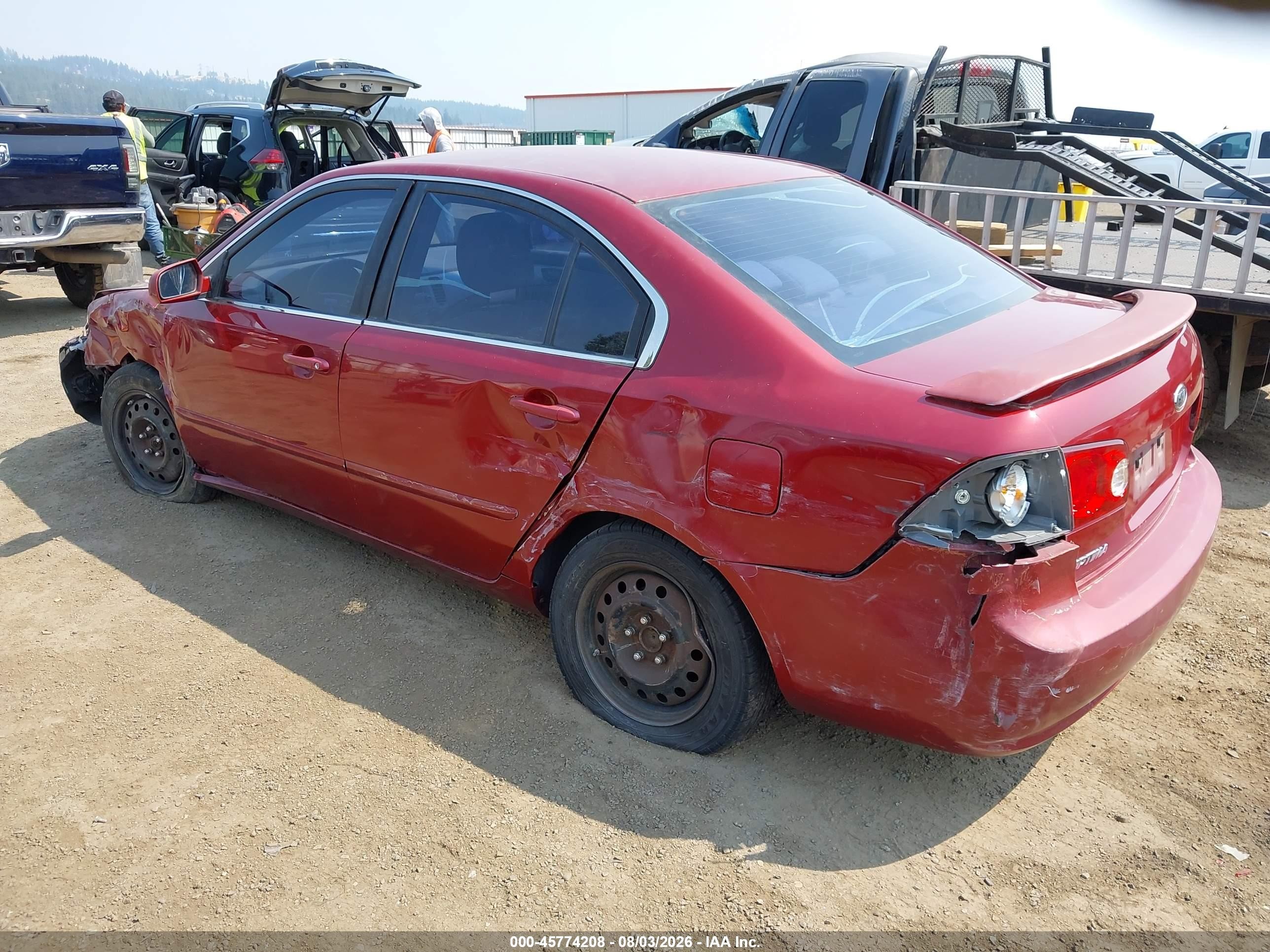 2007 Kia Optima Lx Red vin: KNAGE123075145823