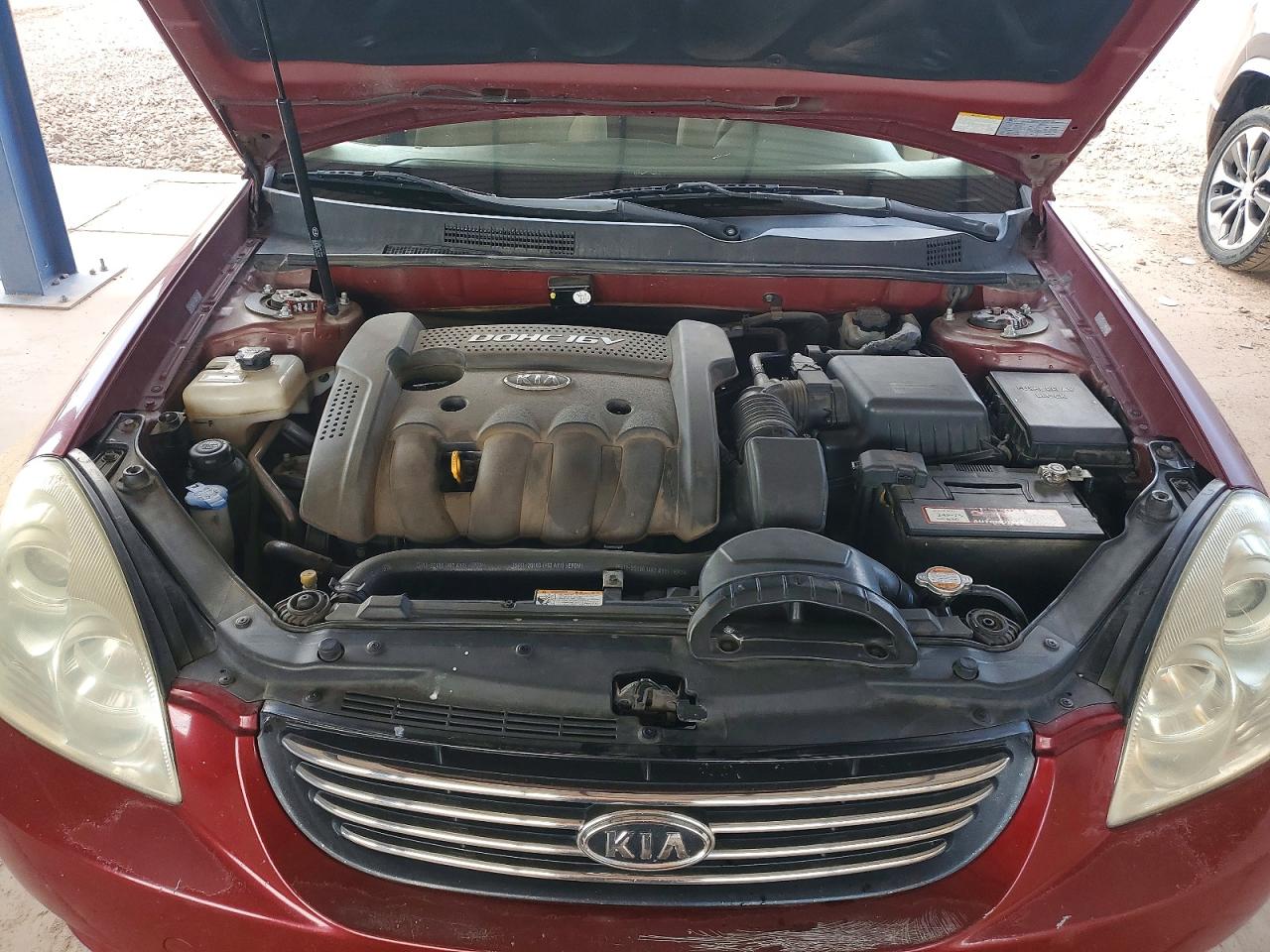 2008 Kia Optima Lx Red vin: KNAGE123085184137