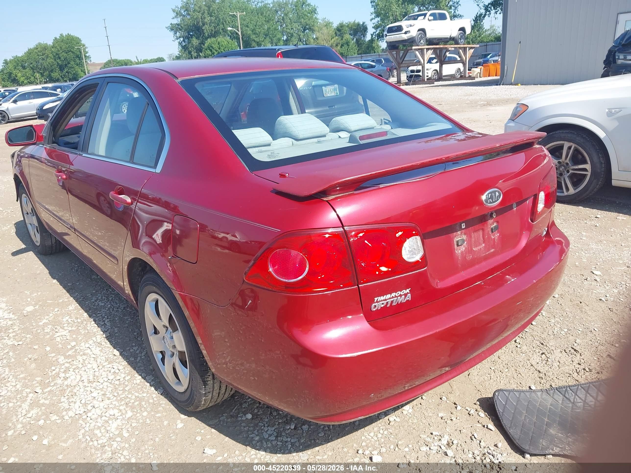 2008 Kia Optima Lx Maroon vin: KNAGE123185210728