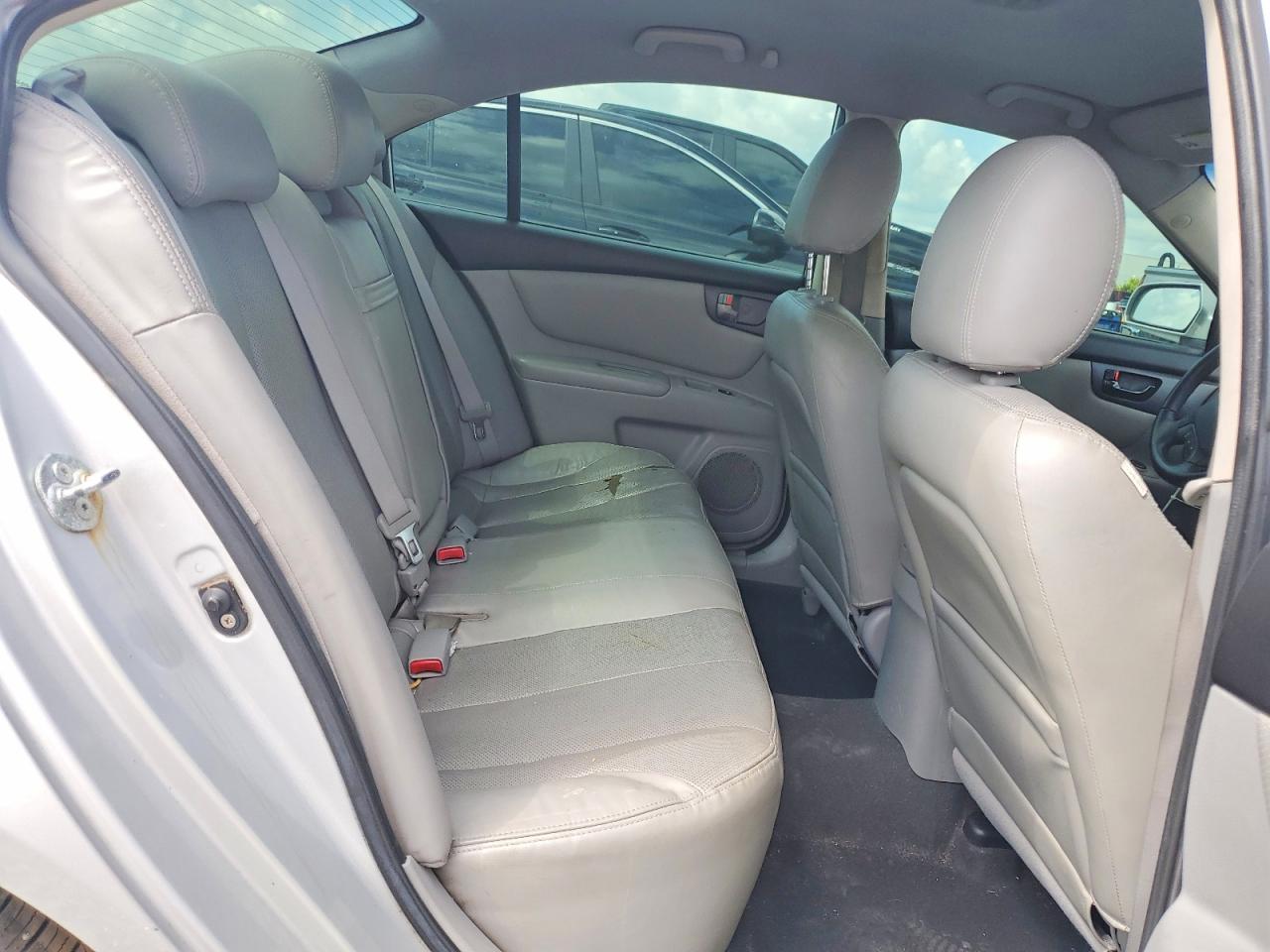 2008 Kia Optima Lx Silver vin: KNAGE123285263499