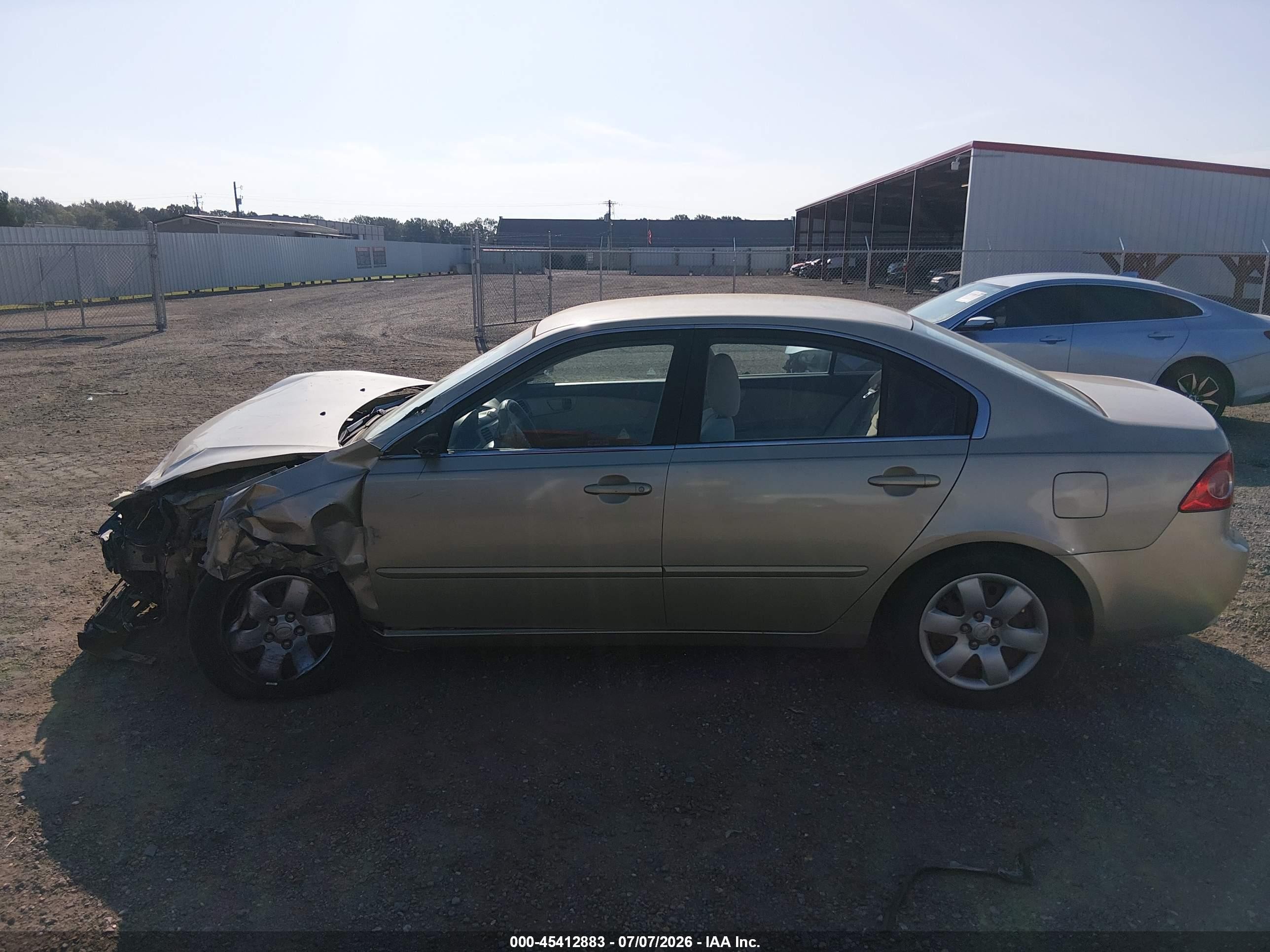 2008 Kia Optima Lx Tan vin: KNAGE123285265530