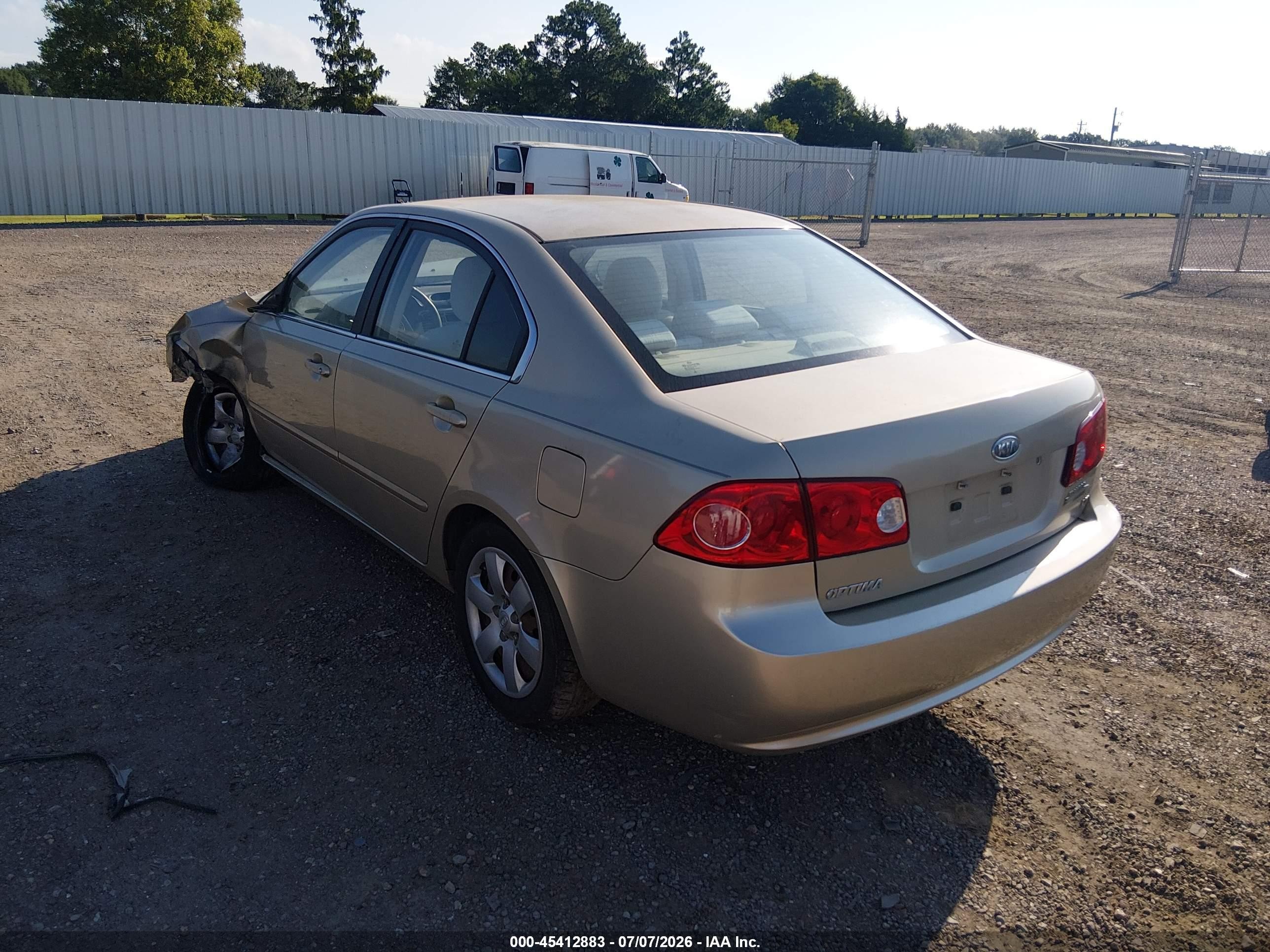 2008 Kia Optima Lx Tan vin: KNAGE123285265530
