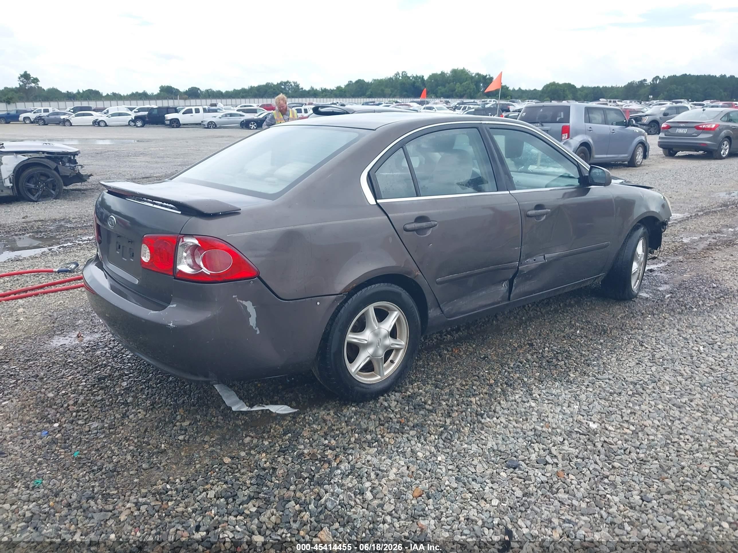 2007 Kia Optima Lx Gray vin: KNAGE123375150403