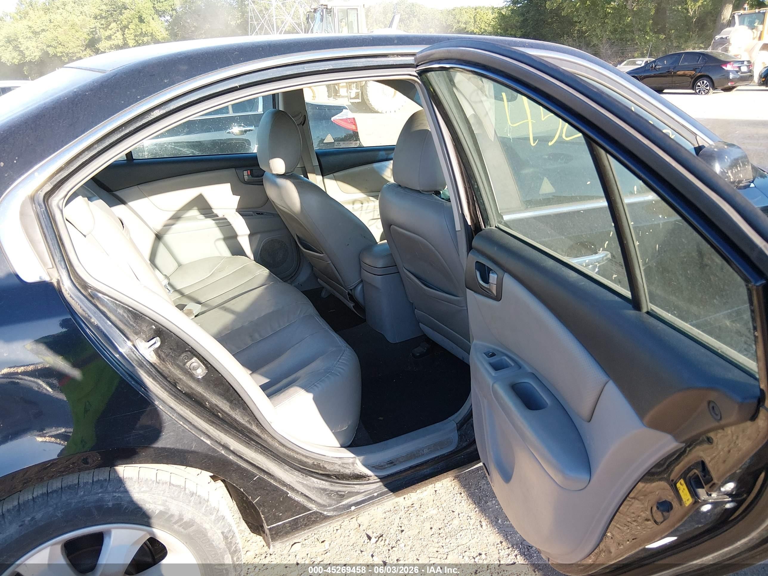 2008 Kia Optima Ex Black vin: KNAGE123385229443