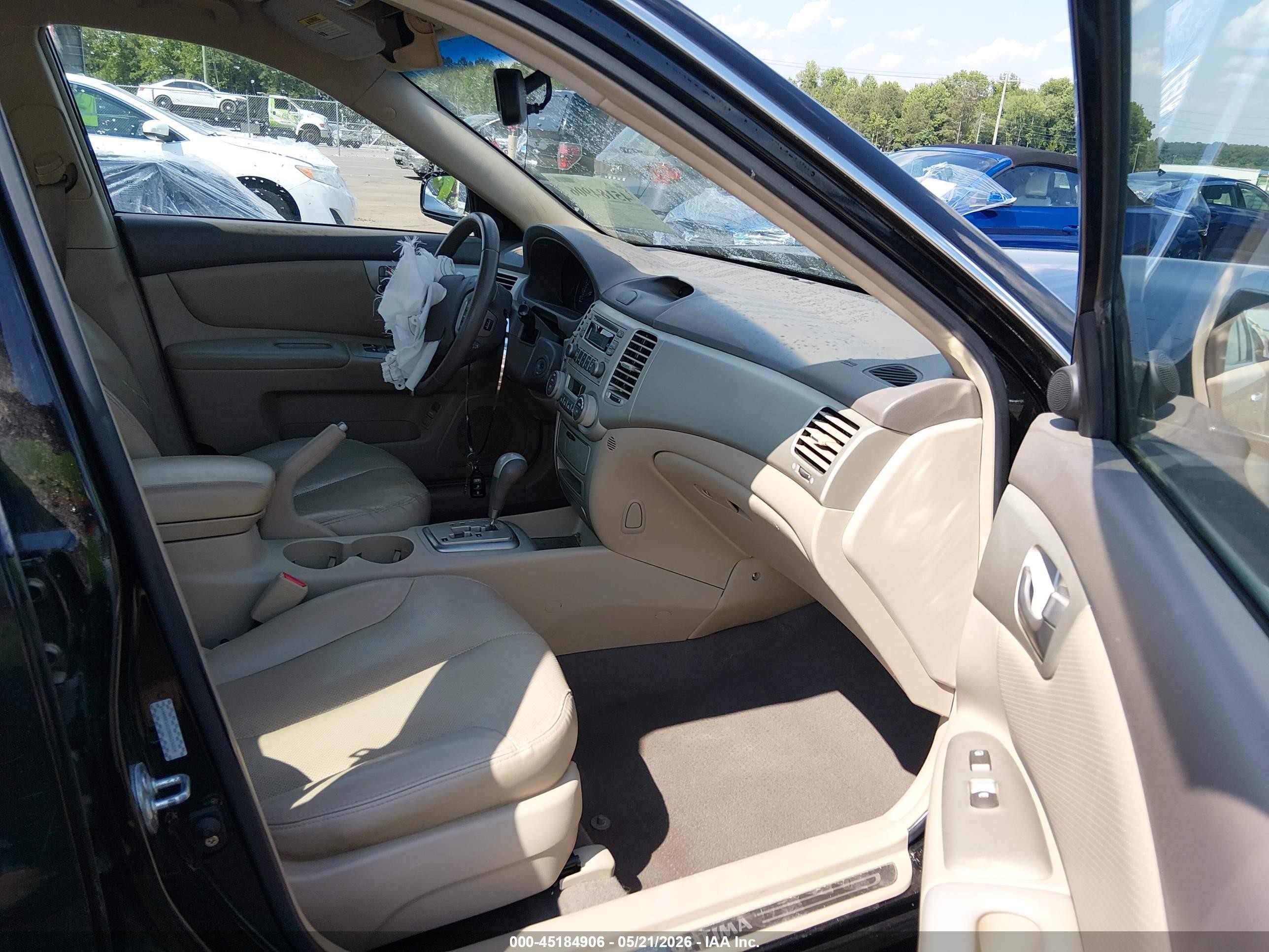 2008 Kia Optima Ex Black vin: KNAGE123385255234