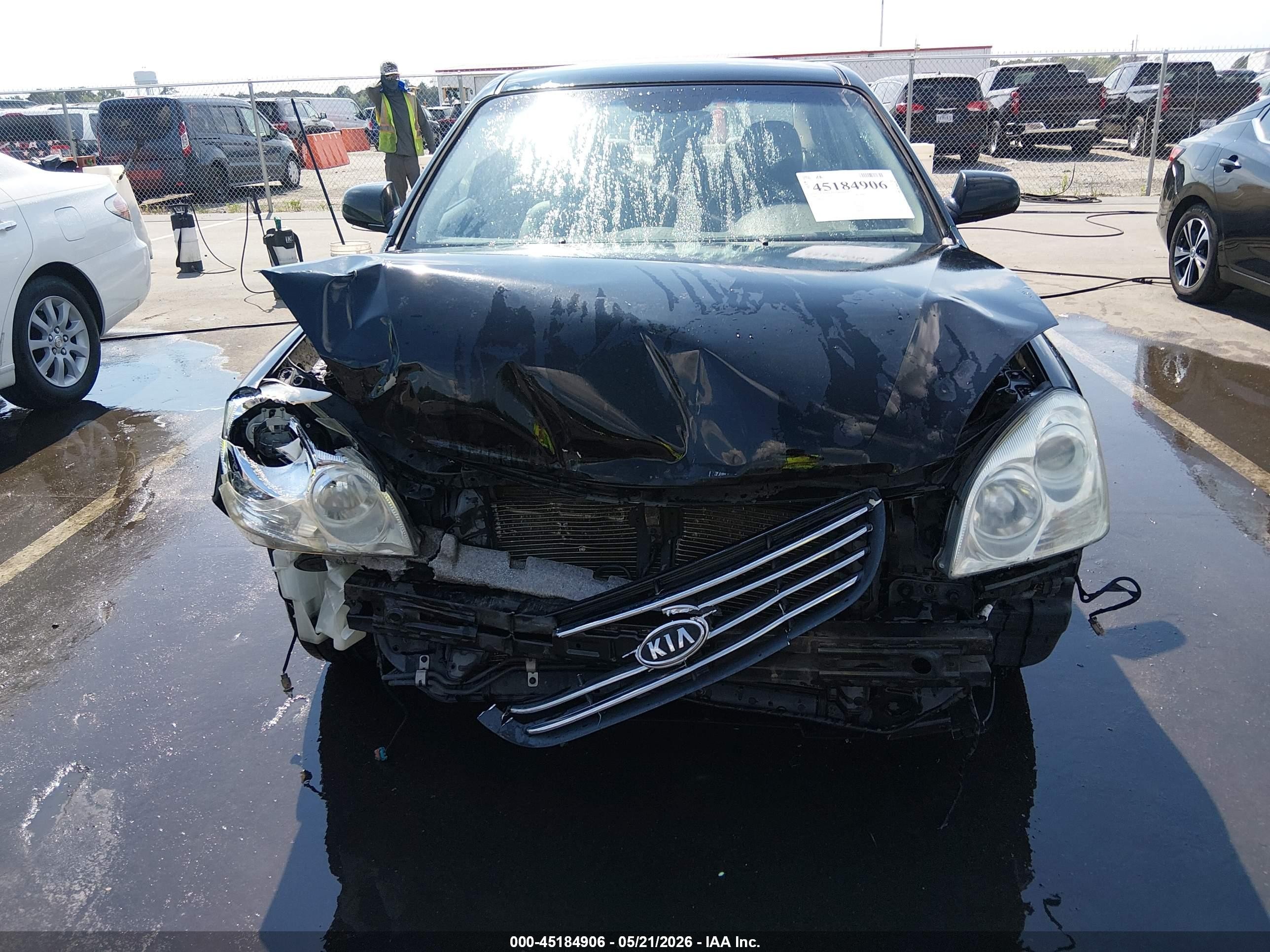 2008 Kia Optima Ex Black vin: KNAGE123385255234