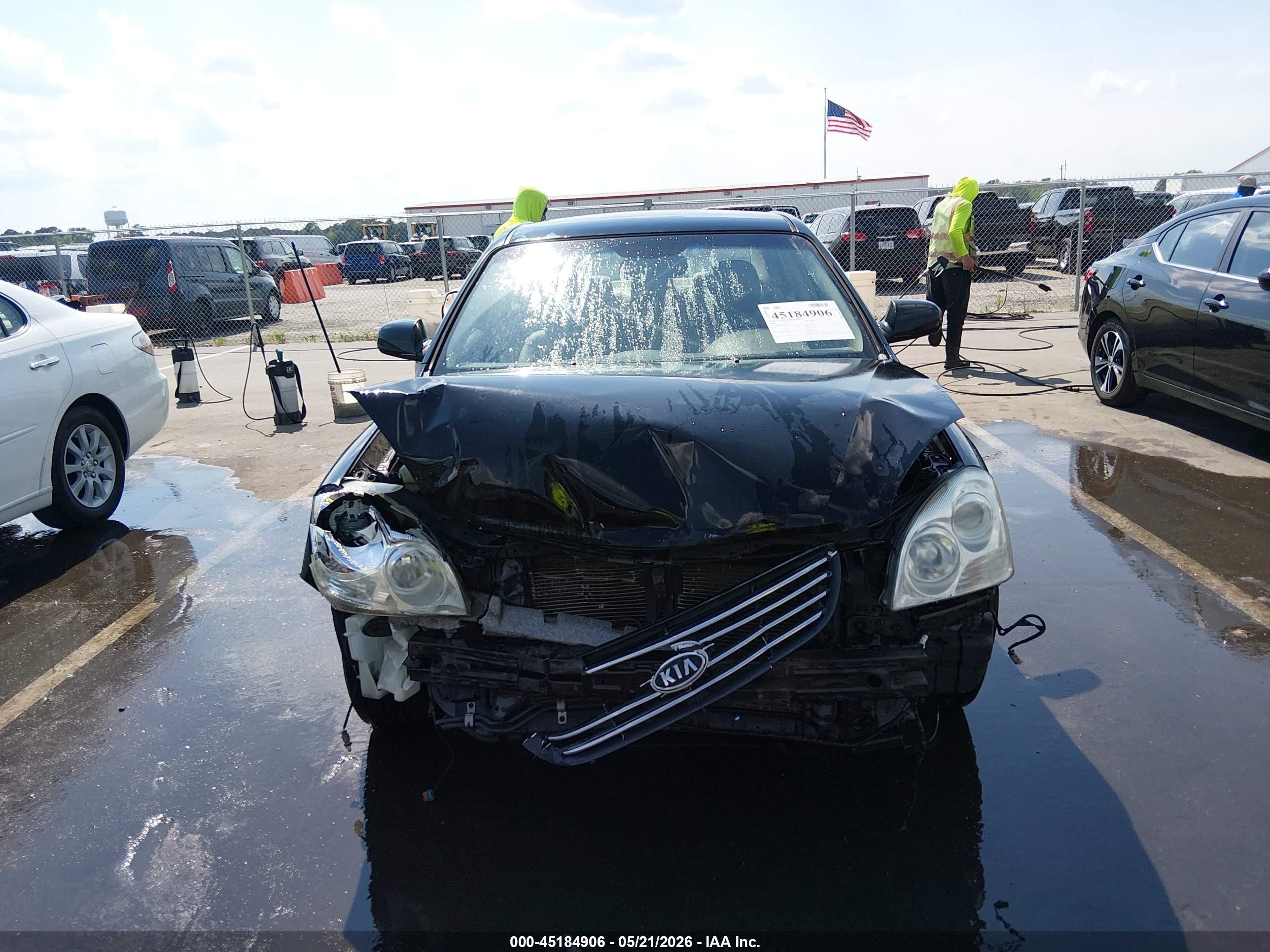 2008 Kia Optima Ex Black vin: KNAGE123385255234