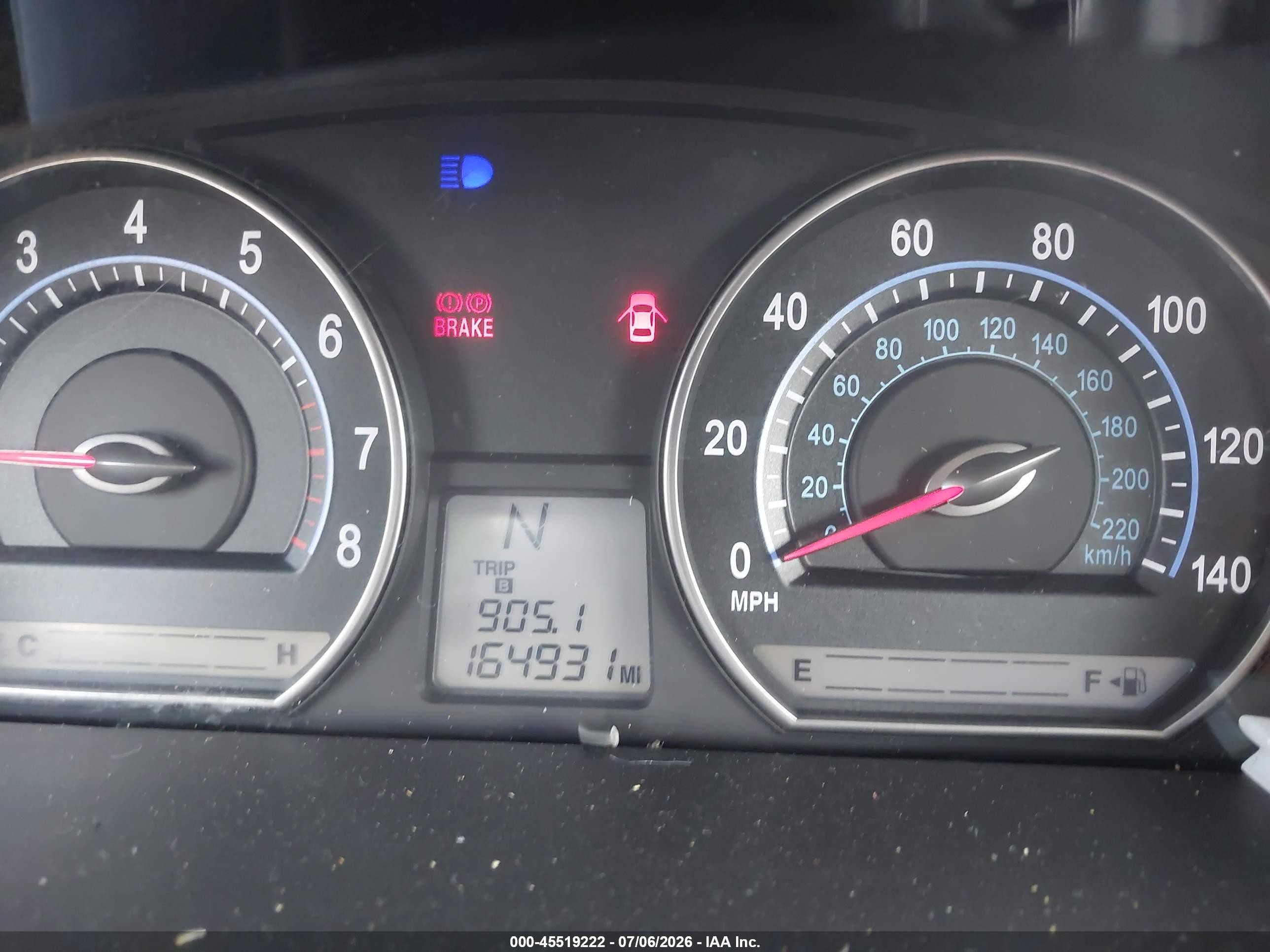 2008 Kia Optima Lx Maroon vin: KNAGE123485222615
