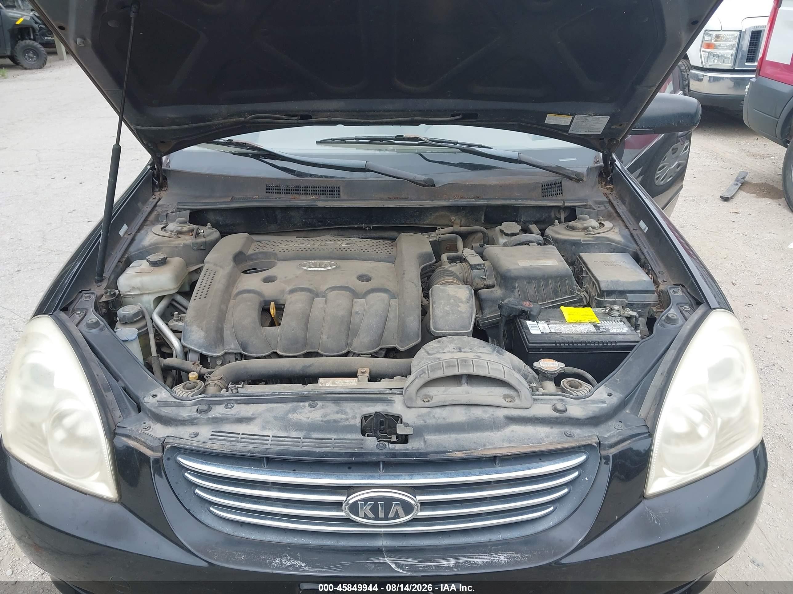 2008 Kia Optima Lx Black vin: KNAGE123585212692