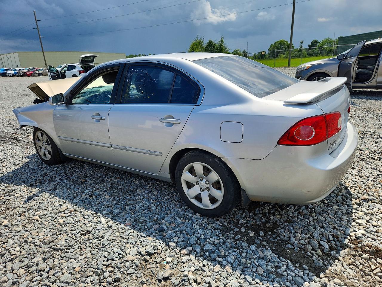 2008 Kia Optima Lx Silver vin: KNAGE123585276277