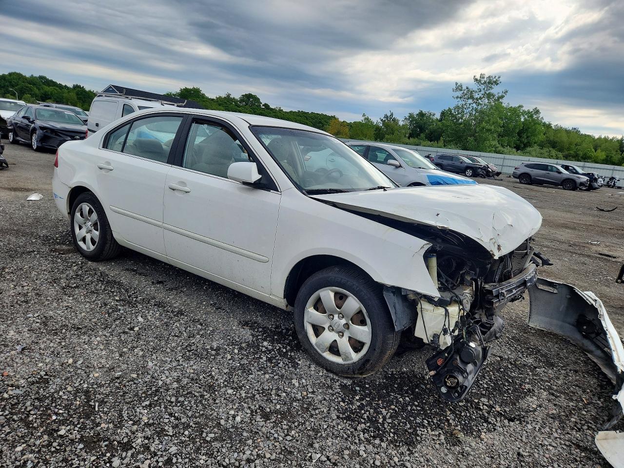 2007 Kia Optima Lx White vin: KNAGE123675104967