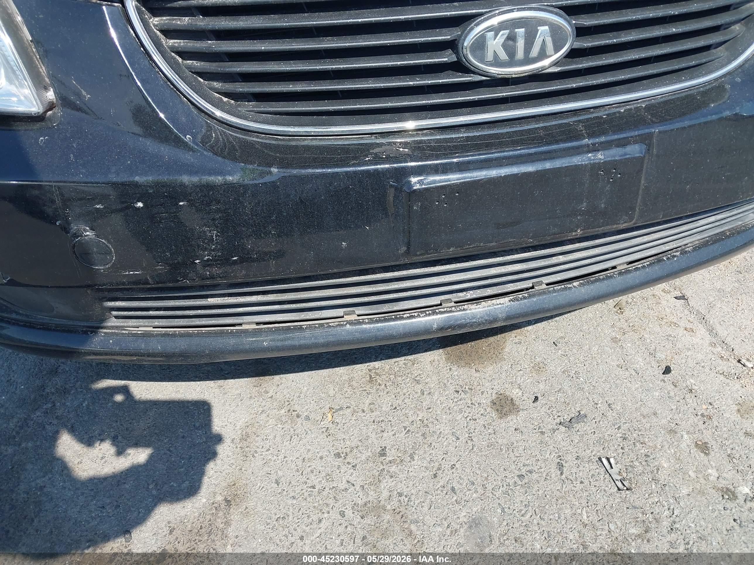 2008 Kia Optima Lx Black vin: KNAGE123685235138